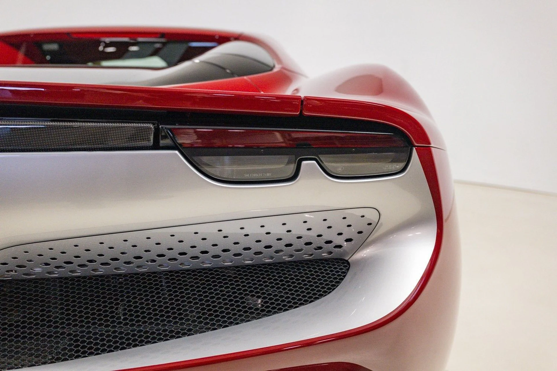 mph052_2860863971_50c0d9aecfa2484e87d3f6e811c5288a_74a30901b5