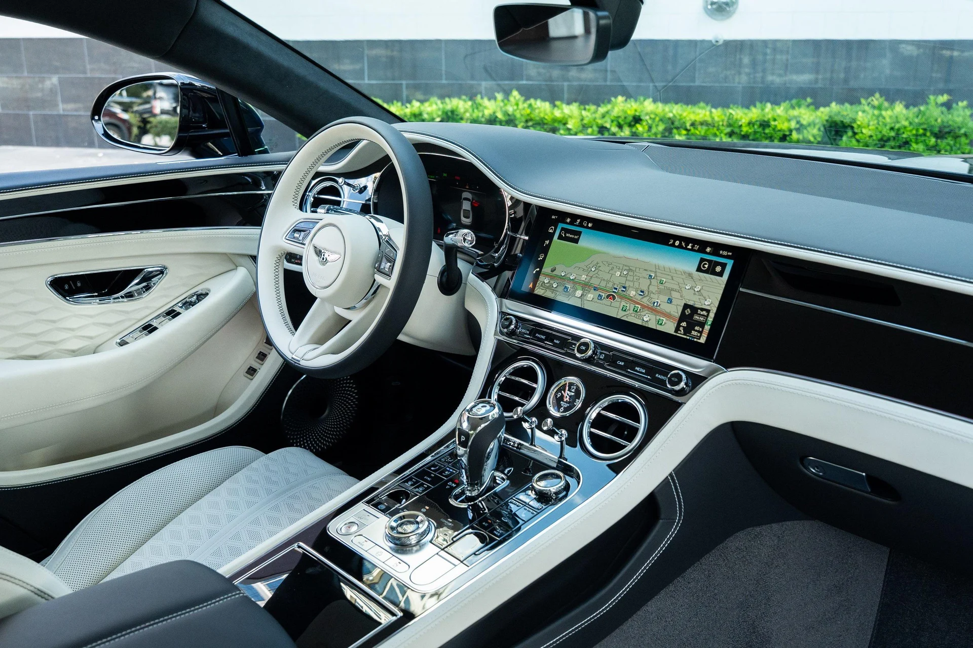 mph052_286258679_439893878_6888580d327455e0273381f6_21867466ca