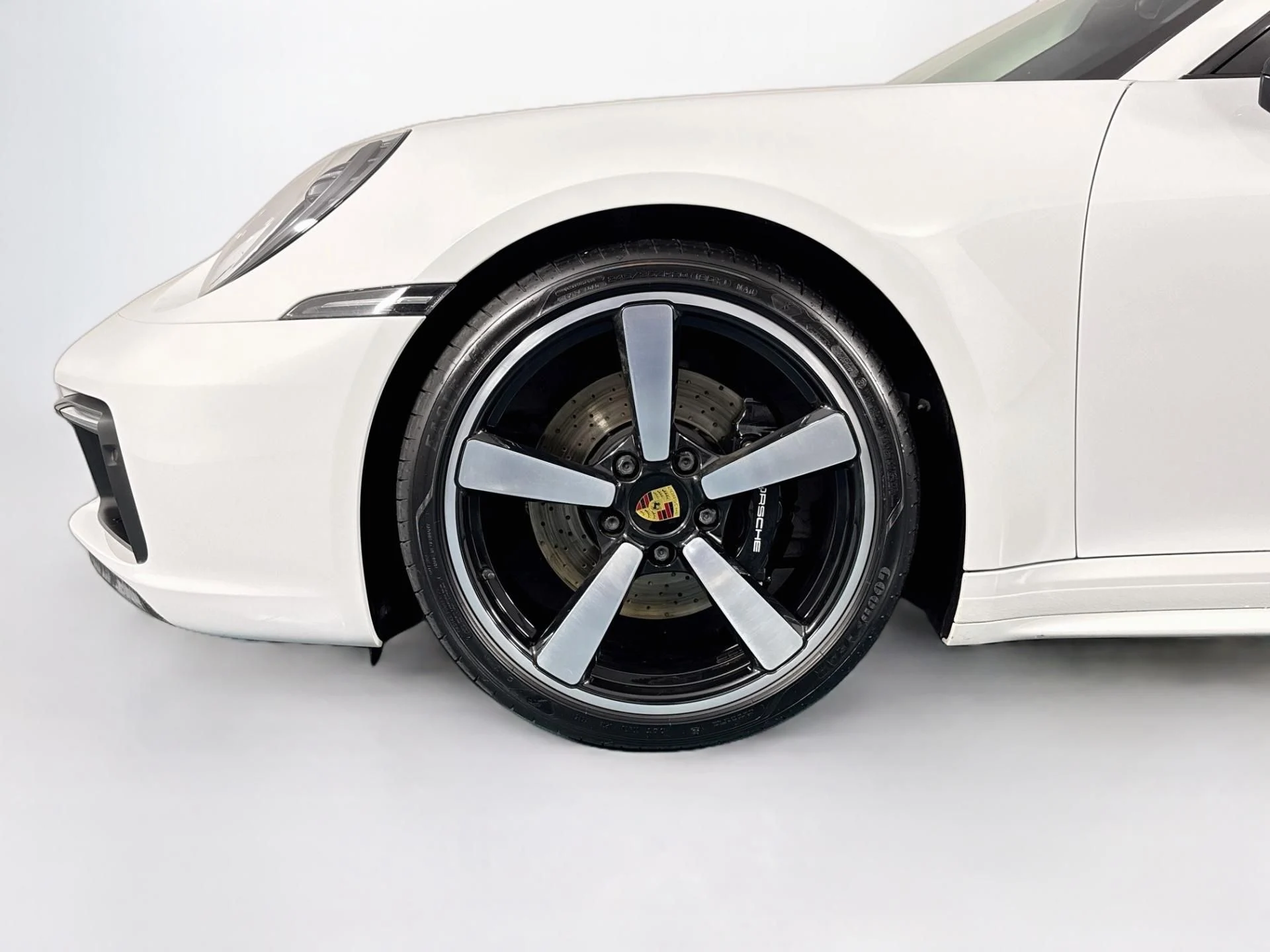 mph052_2876634629_Used_2021_Porsche_911_Targa_4_S_1789669378_1ed96a6fcb