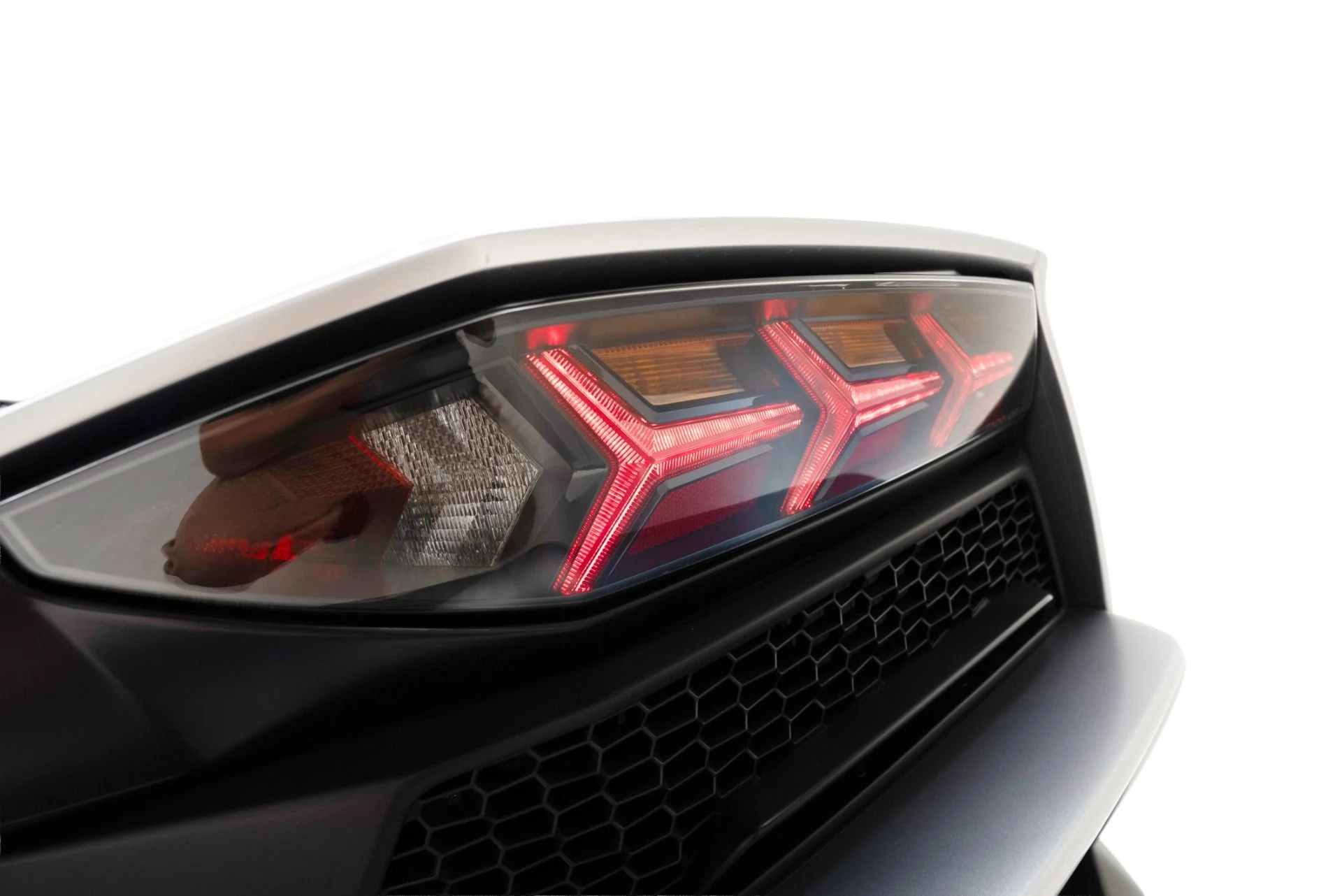 mph052_2884074153_Used_2018_Lamborghini_Aventador_Roadster_LP_740_4_S_1779296904_1938edc696