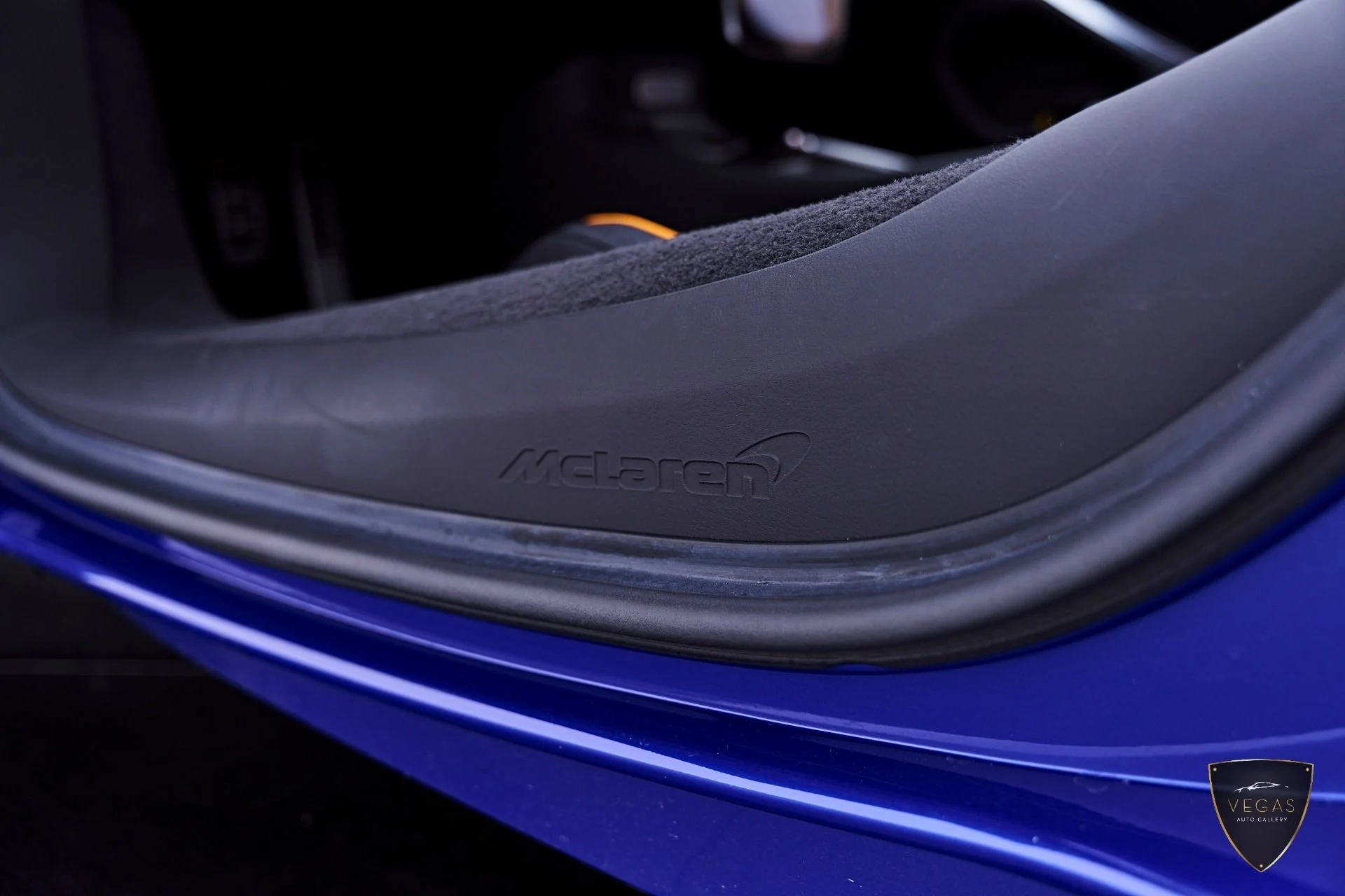mph052_2889778567_Used_2025_Mc_Laren_Artura_Performance_1782521692_cf862799b8