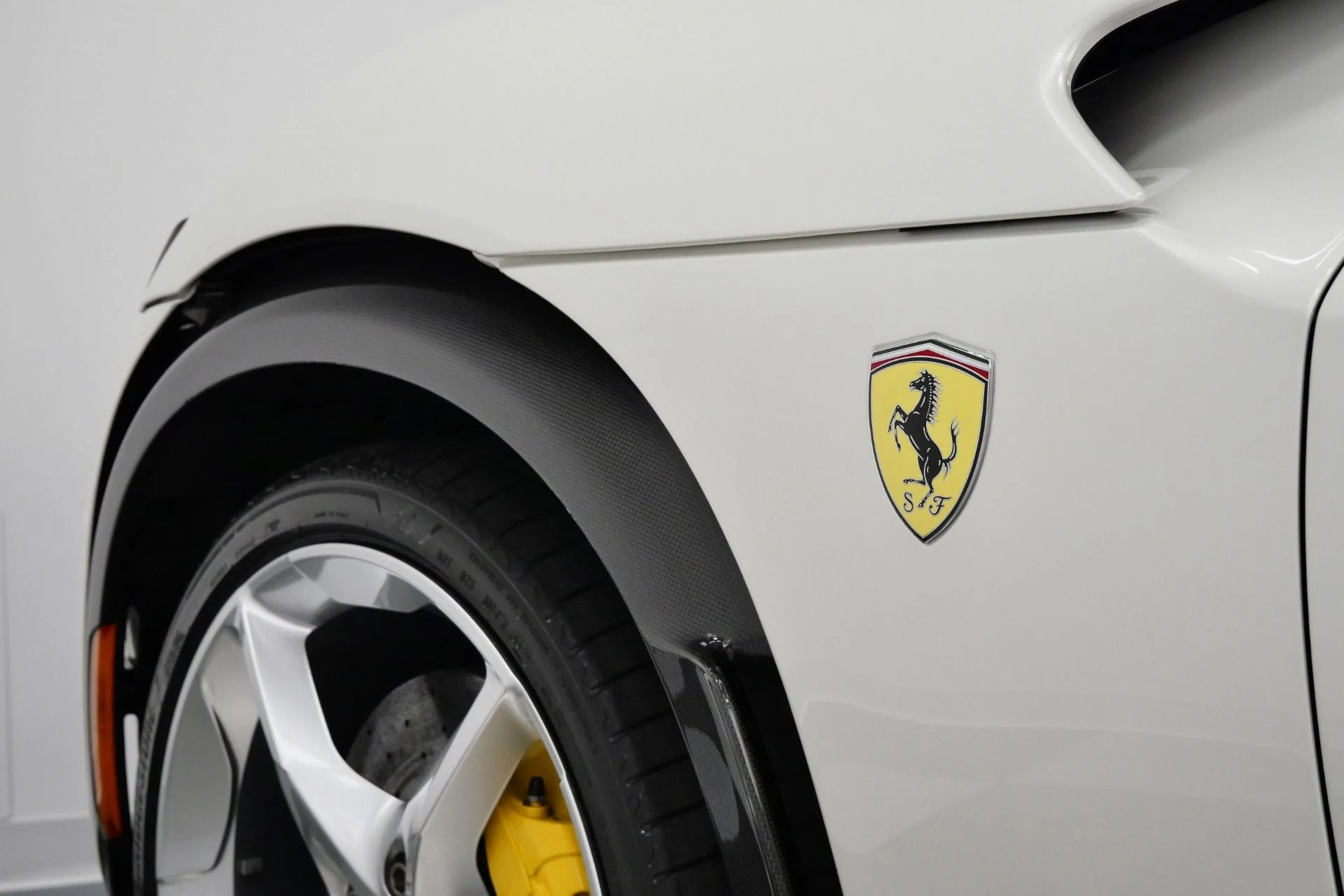 mph052_2916296288_Used_2025_Ferrari_Purosangue_Highly_Optioned_Pearlescent_Paint_Low_Miles_1778171886_7f7ef874c2