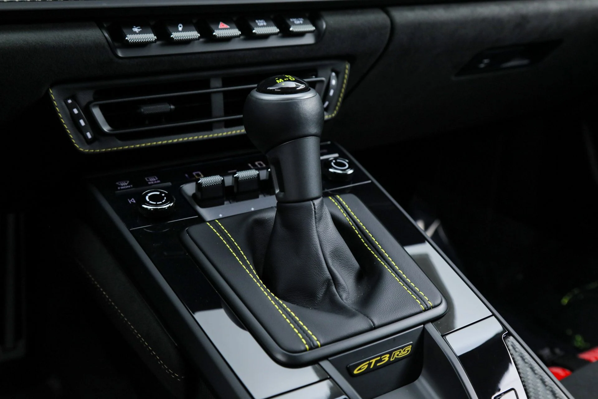 mph052_2933504487_96ee4c550073d9155fe19c77e961322c_0ba4430514