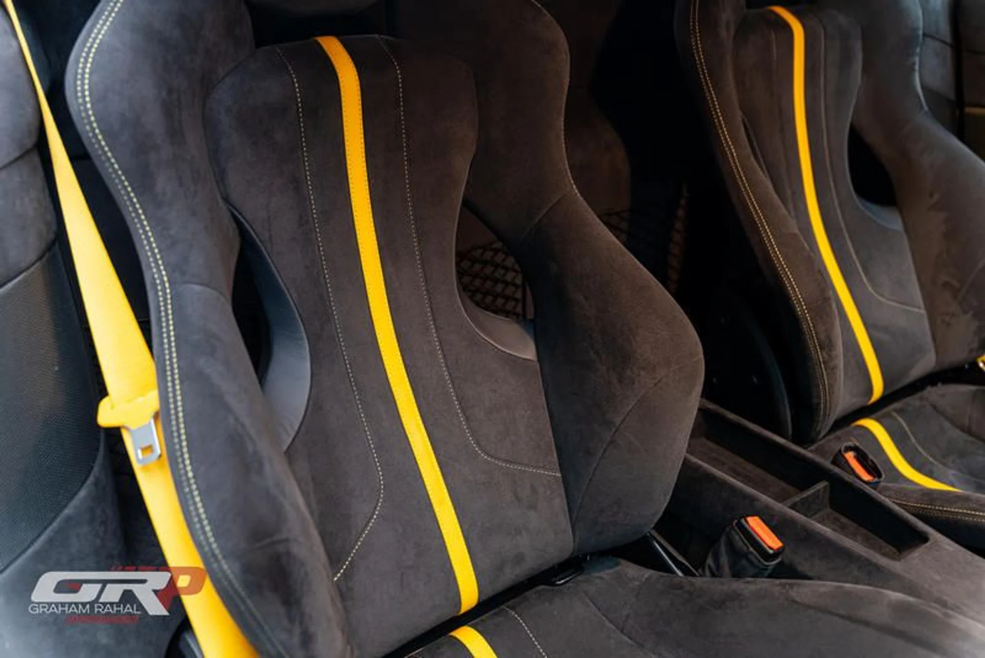 mph052_2934287413_1667_EA_50_77_D8_4_B61_9190_B45_C00_D937_CD_af26a70416