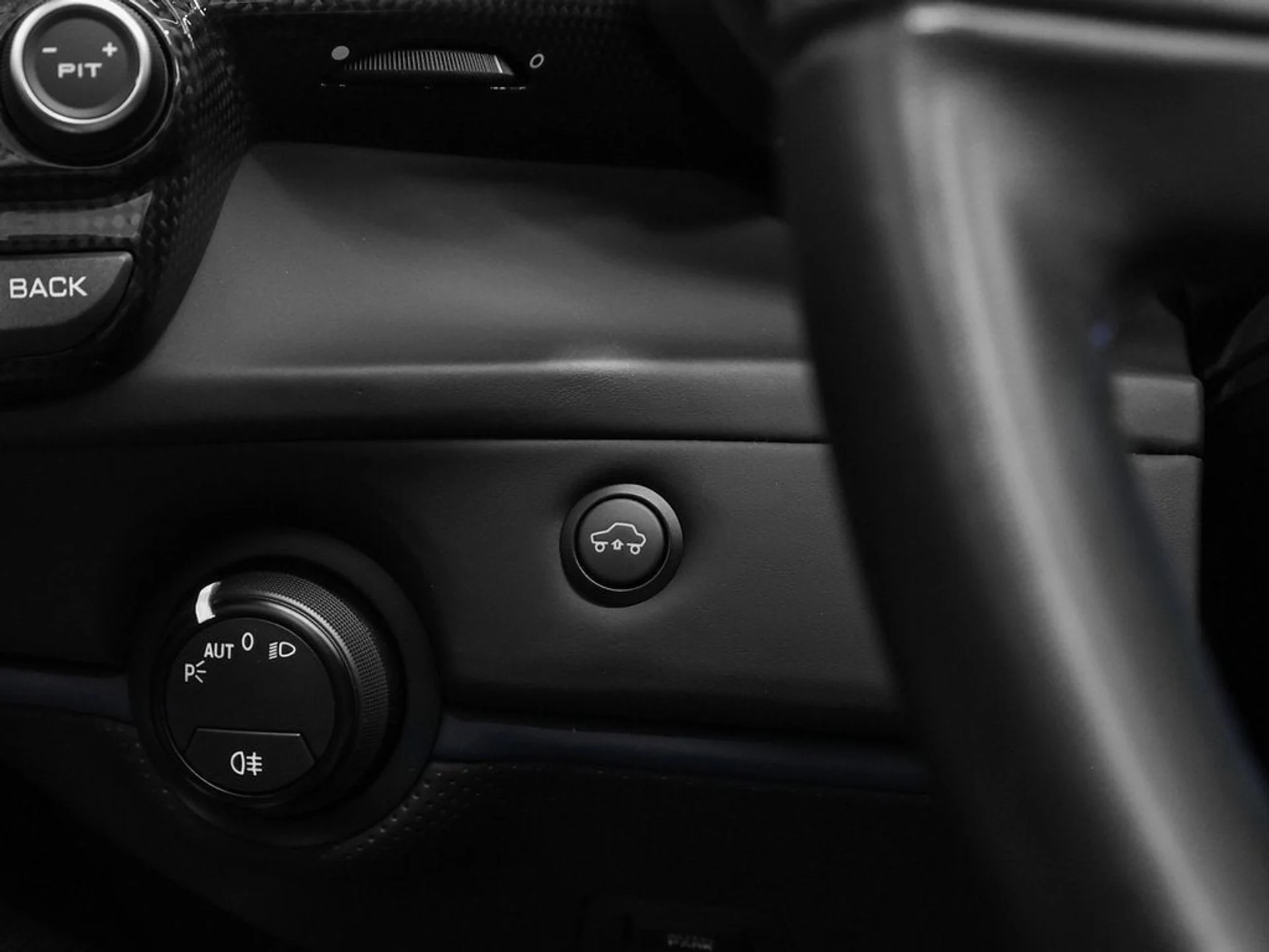 mph052_2943608862_53_39c13fdfd2