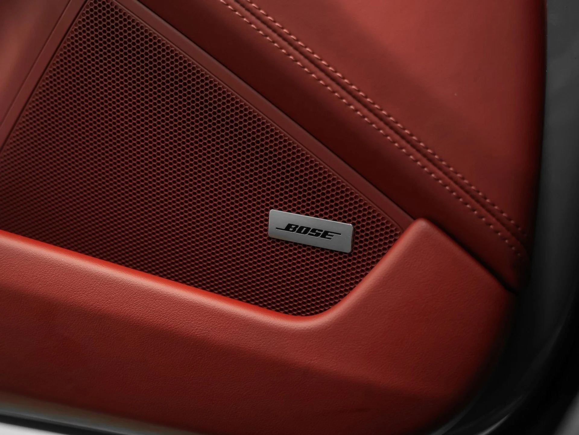 mph052_2969138706_53_59e8d98c3b