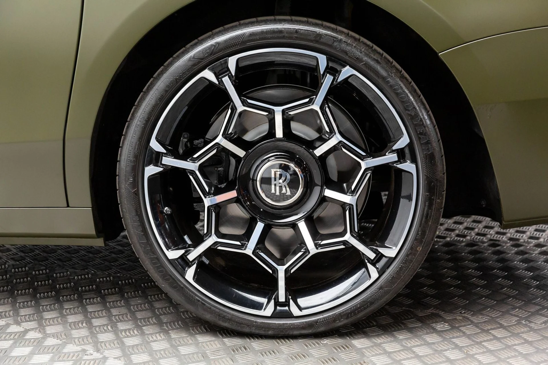 mph052_2976193760_53_3224847ff2