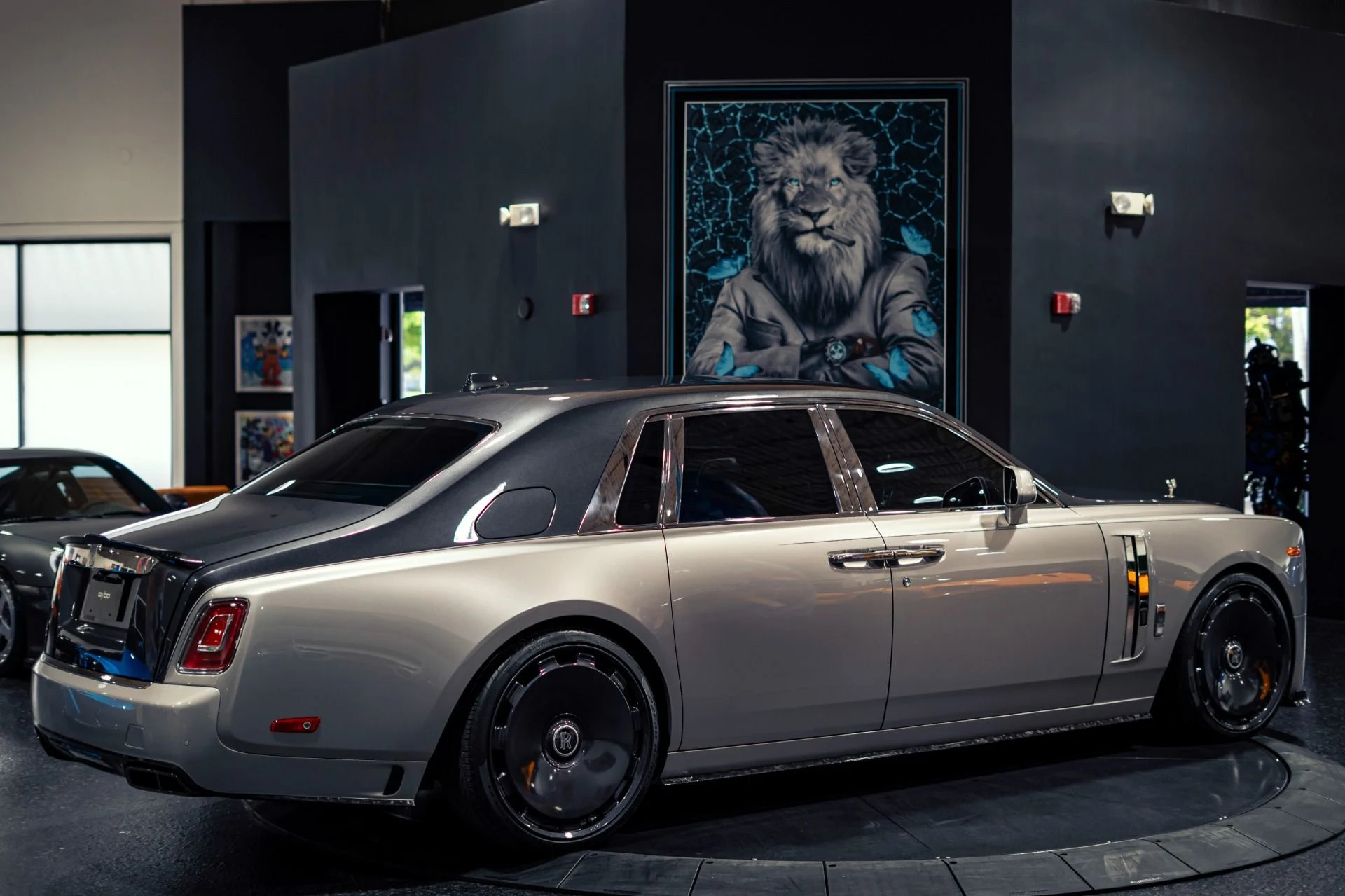 mph052_298167413_Used_2018_Rolls_Royce_Phantom_Mansory_Edition_1780351804_8dfb2f087f