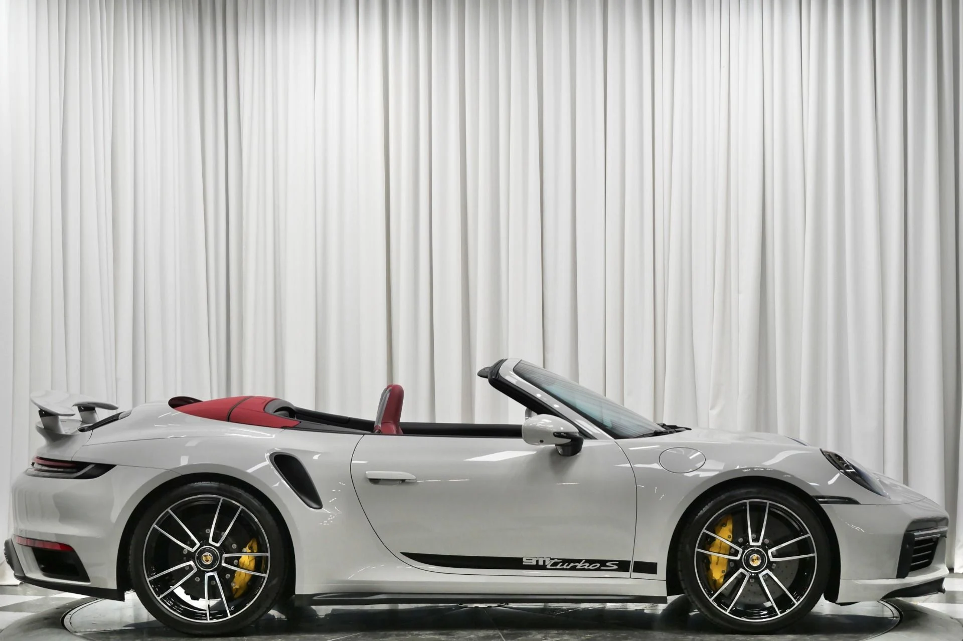 mph052_2996882850_Used_2024_Porsche_911_Turbo_S_Cabriolet_Low_Miles_Sport_Exhaust_Burmester_Audio_Adapt_Cruise_1764358786_83d41c05d9