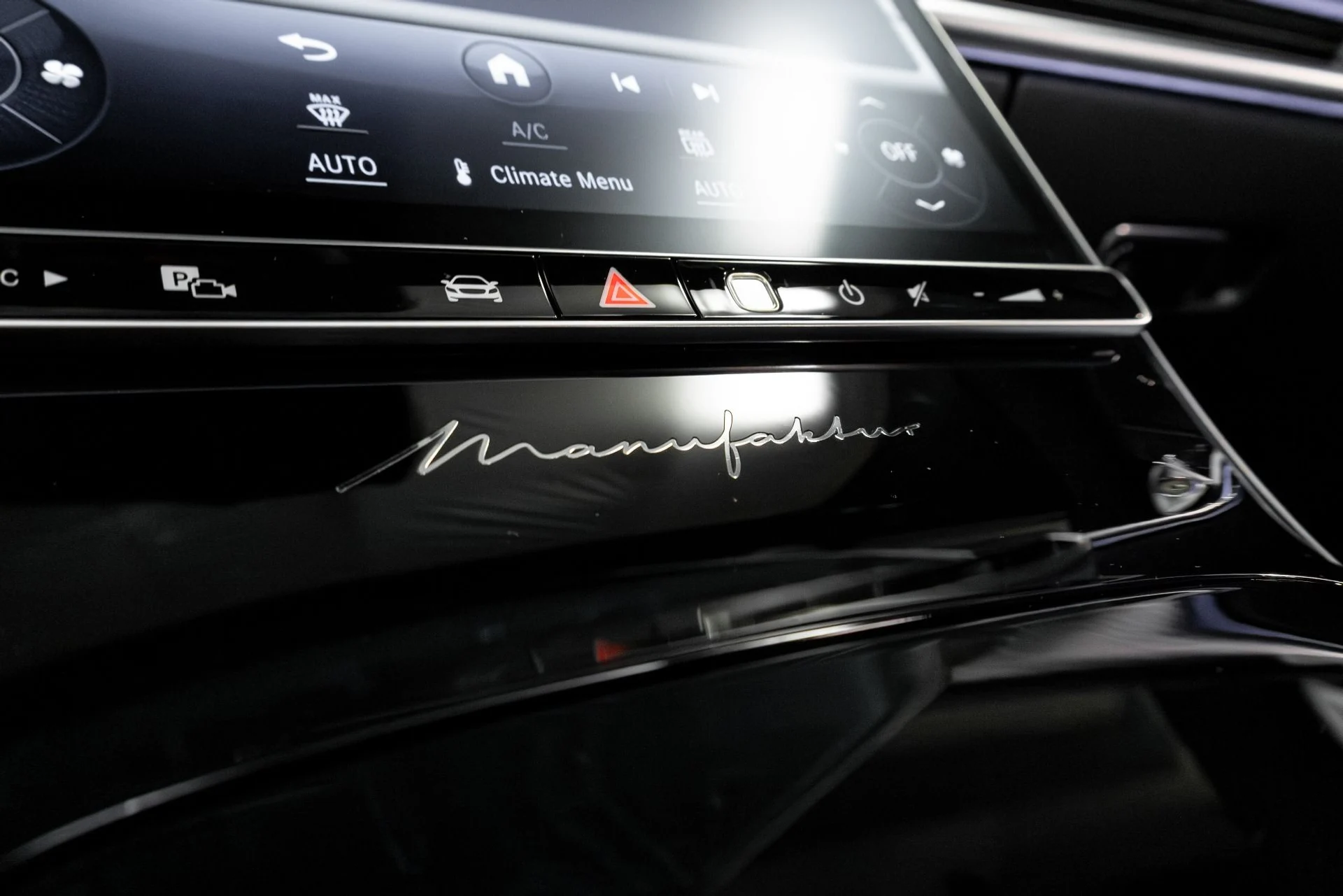 mph052_3010109350_Used_2024_Mercedes_Benz_S_Class_Maybach_S_680_4_MATIC_1764625509_47ae55a266