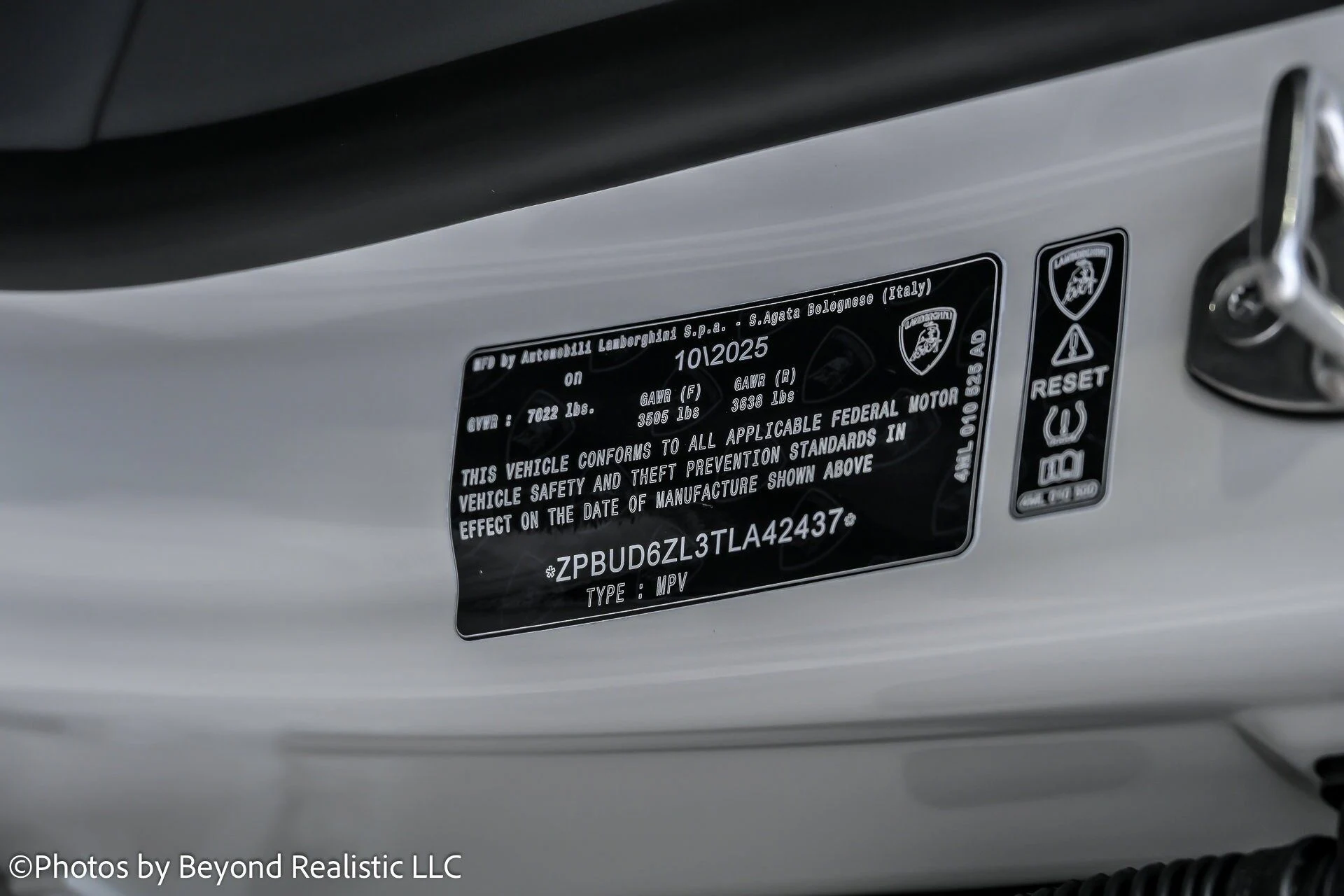 mph052_304941527_b895f564581d76081bf83ef8566fd79bx_426ef962e1