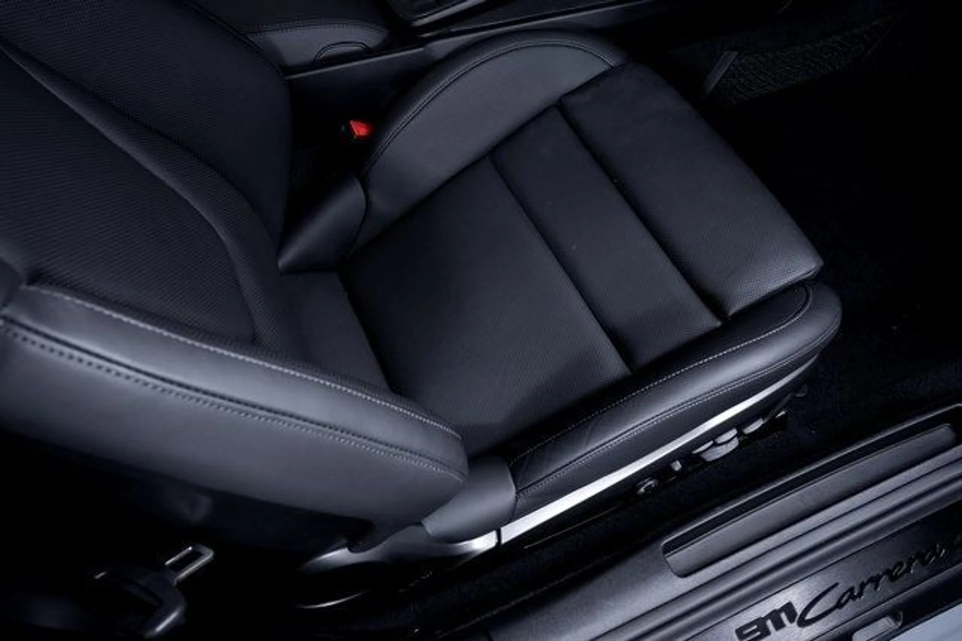 mph052_3061737052_6fbfecadb7b934d6de4a32e93cedafa1x_3e63e25d8a