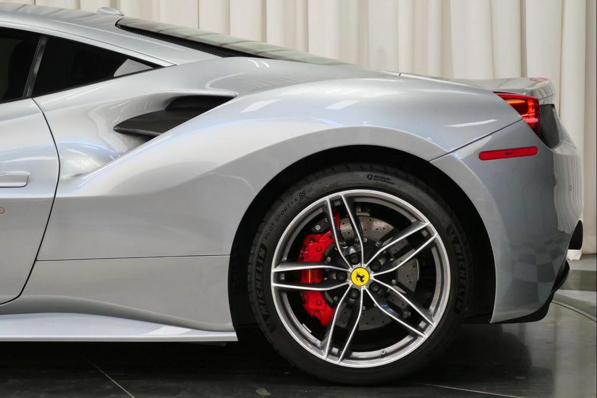 mph052_3114708982_E_Pi_Fun4r6_P_Zt_DY_9vv_Ib_HE_Ki1l_PY_562a47f7b7