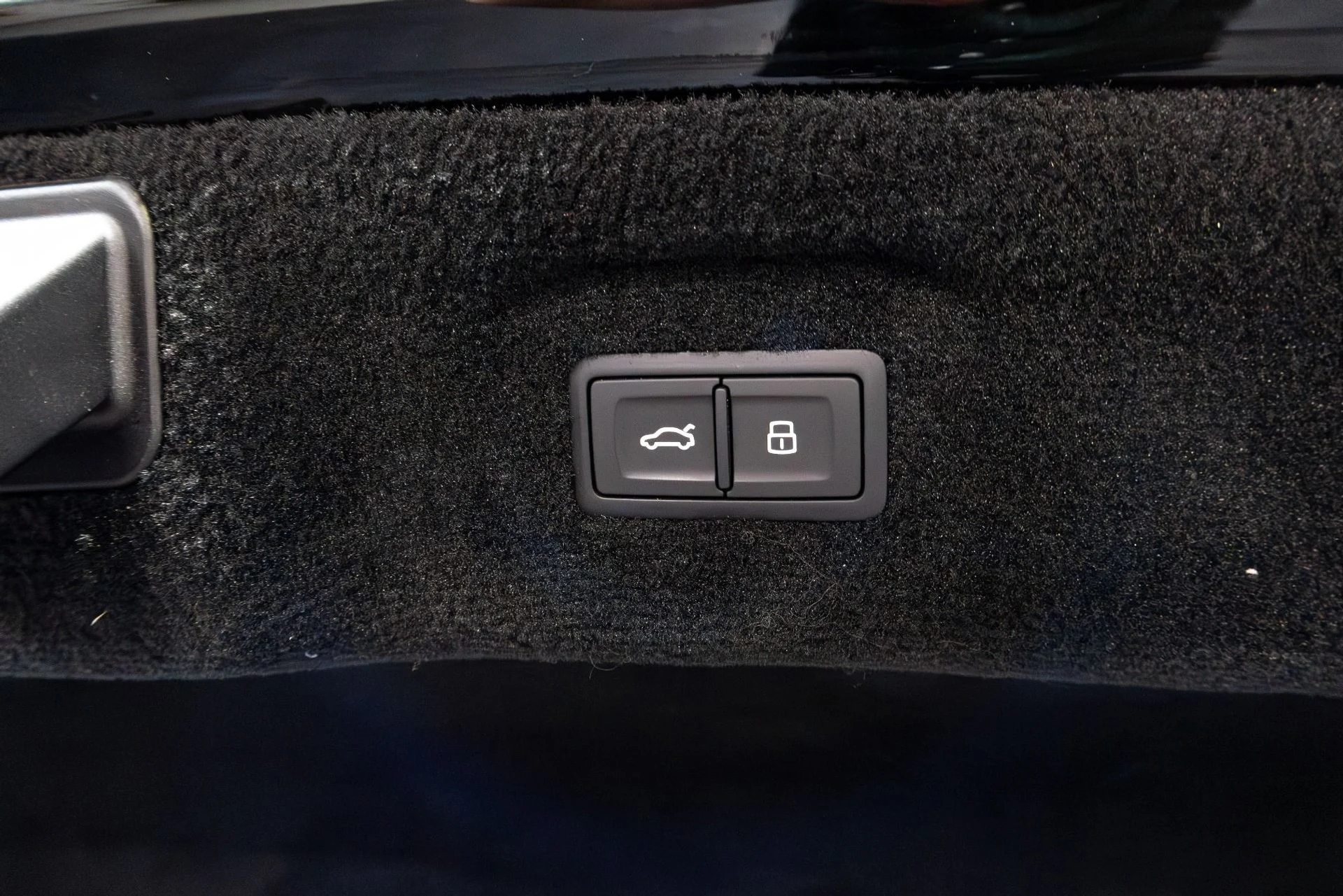 mph052_3120552425_Used_2020_Bentley_Flying_Spur_W12_First_Edition_1774462936_1d37029f95