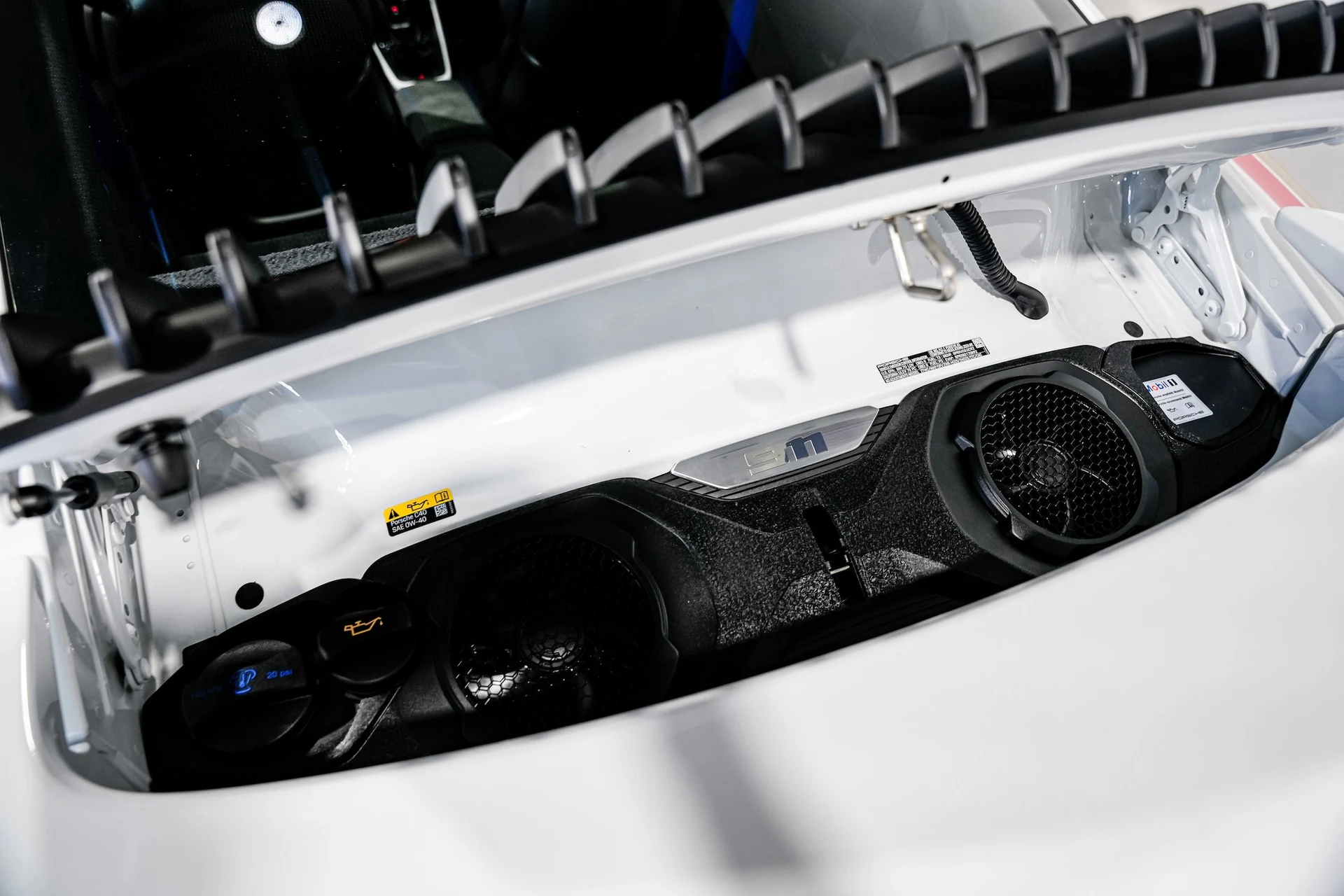 mph052_3131937159_c1b6c3293ea55e7a19cc7d1787565f10x_a42d088845