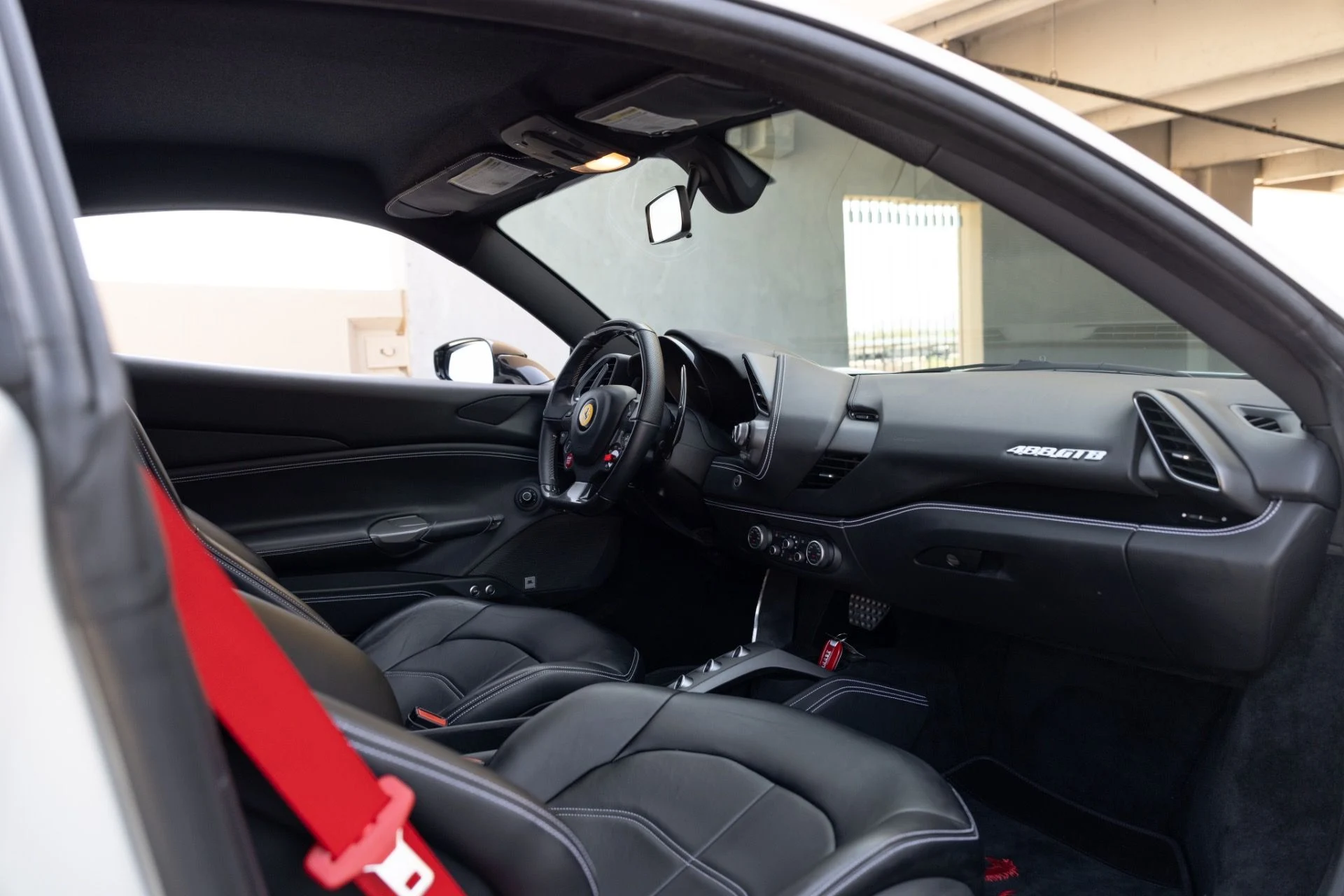 mph052_3147122804_Used_2018_Ferrari_488_GTB_1778883236_dd06d9b99f