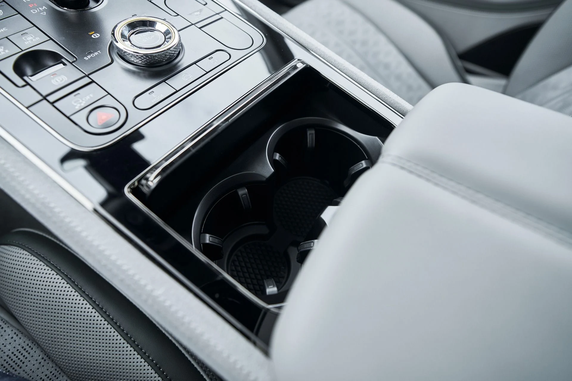 mph052_3160734917_Used_2025_Bentley_Continental_GT_Speed_1763168666_bc3acaf325