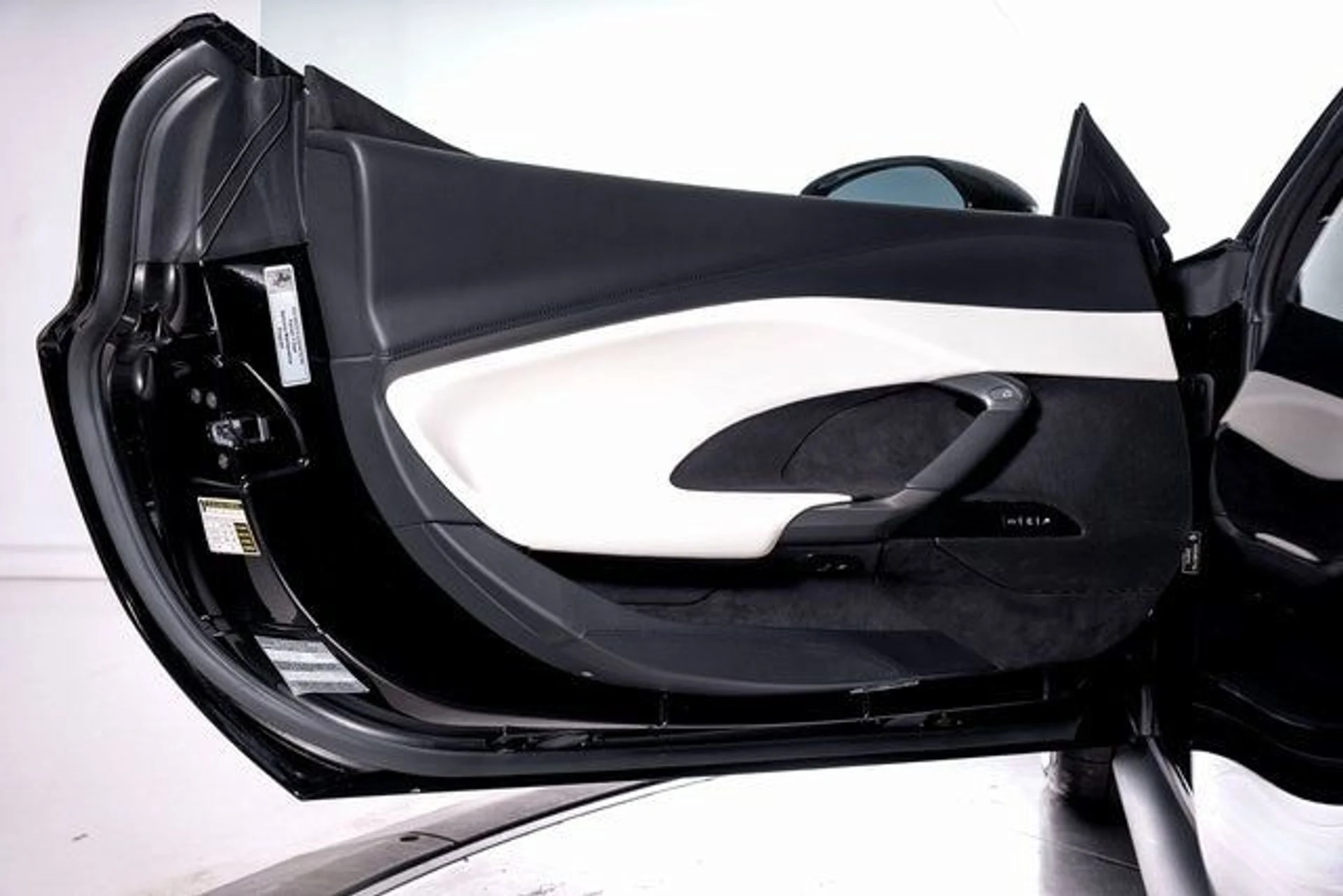 mph052_3171377517_b2afa08eae1b723fe86db9faad5aa513x_e8a78ce91b