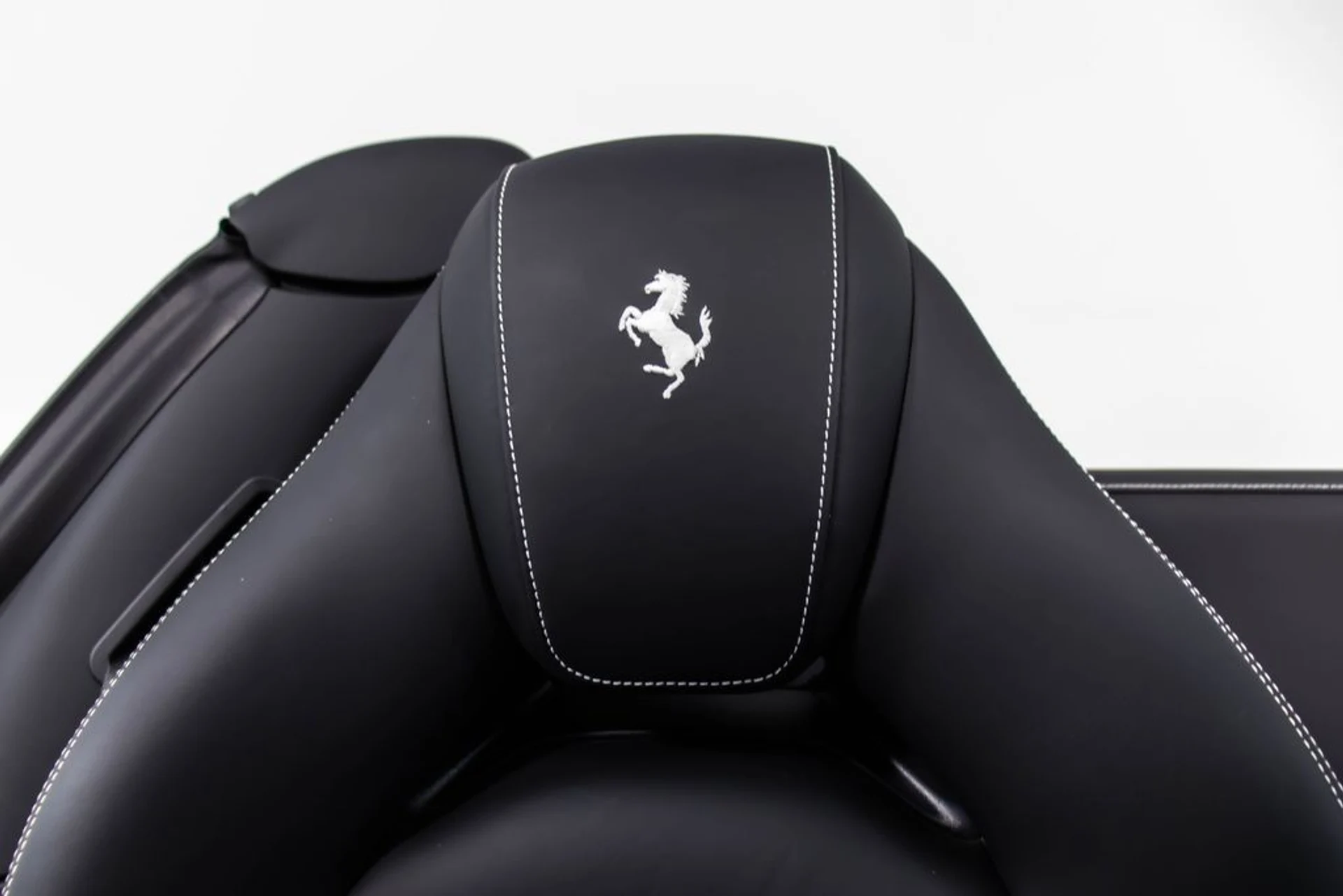 mph052_3186307421_f0b7766e05d45edd4e32285ce5c512d5x_6c39971173