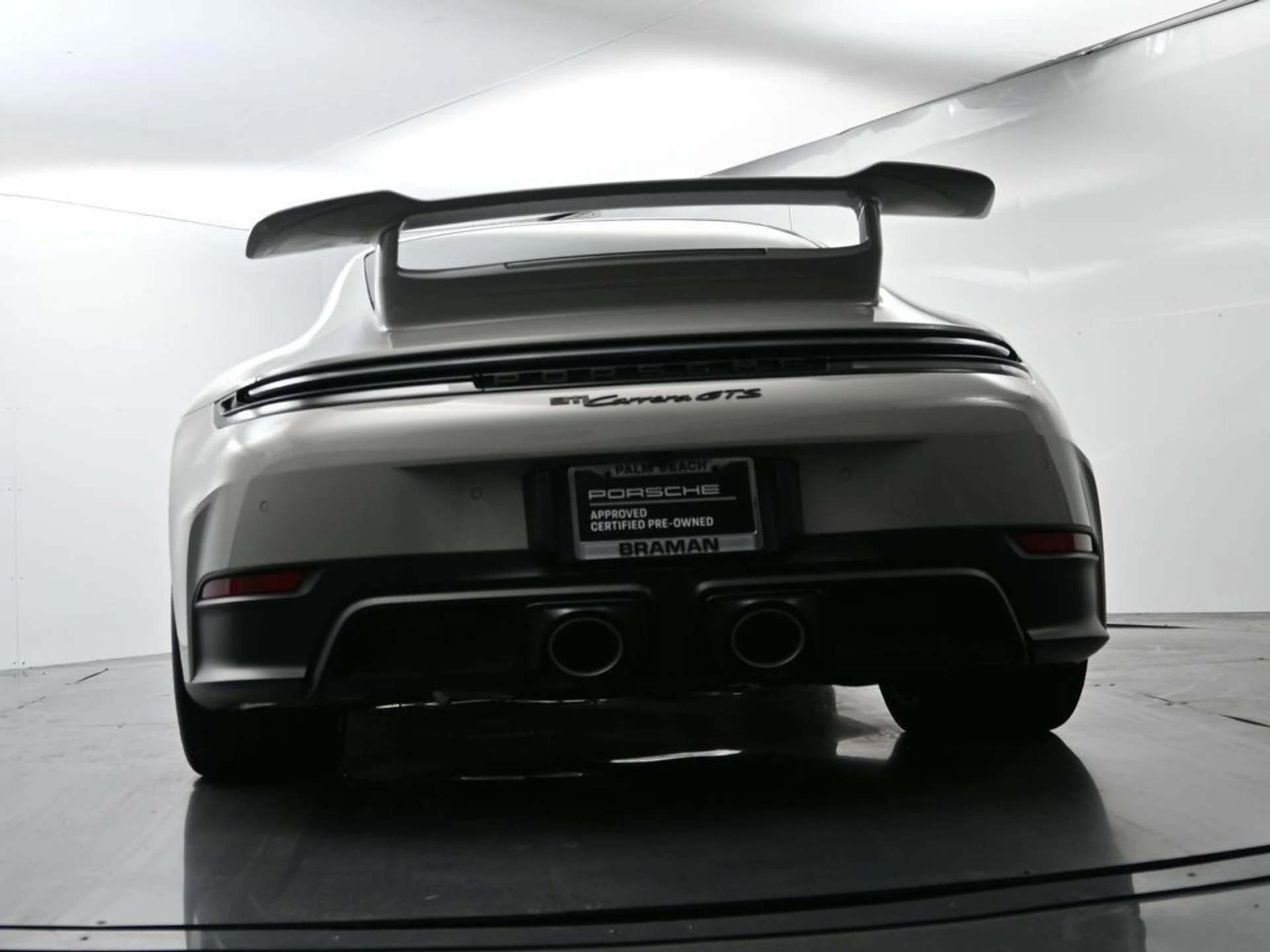 mph052_3186968572_bd607356b6d16a3a76383855a2c4604f_27f126d42e