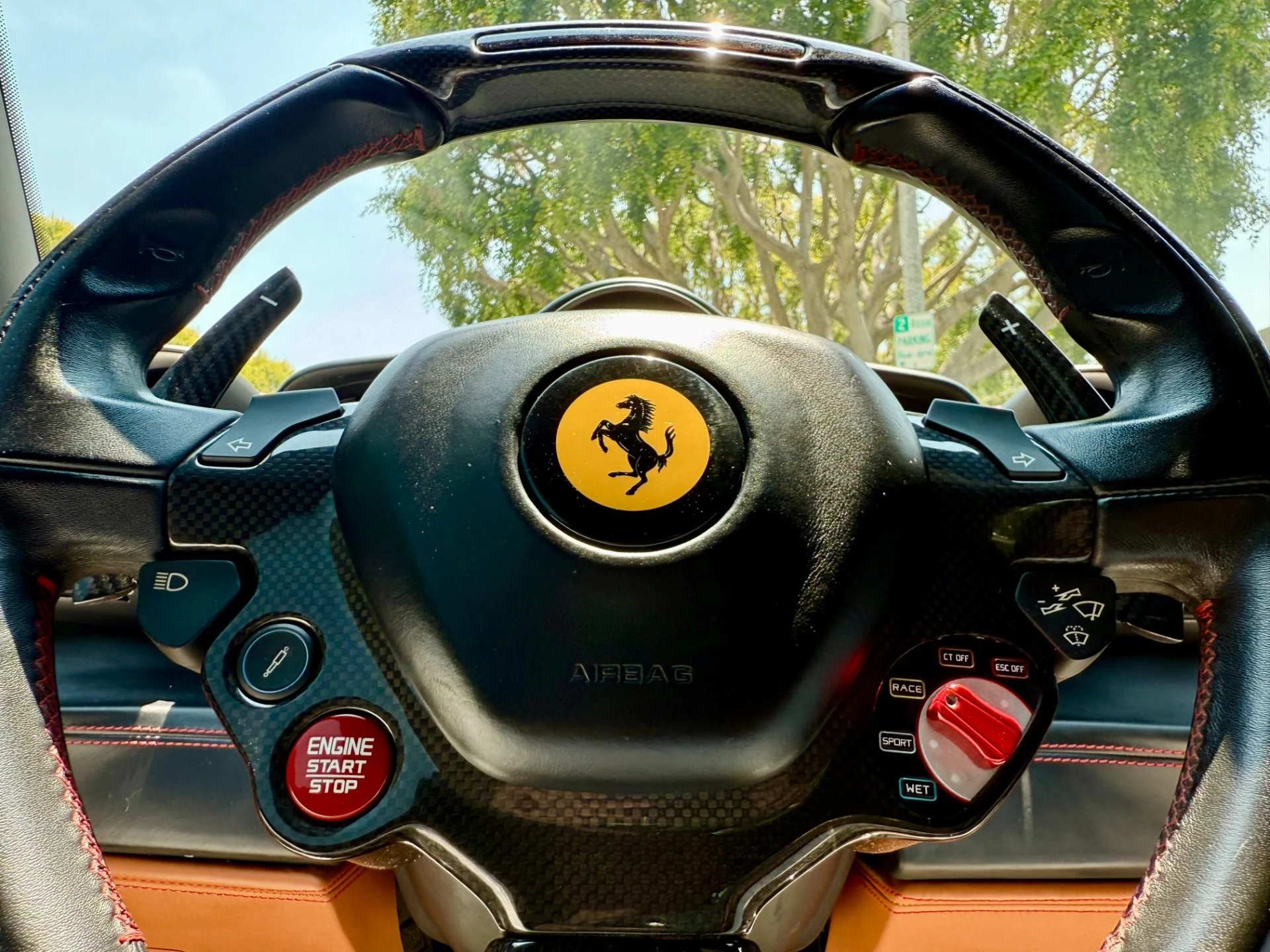 mph052_3204919675_Used_2016_Ferrari_488_GTB_1757699344_ae36ba3511