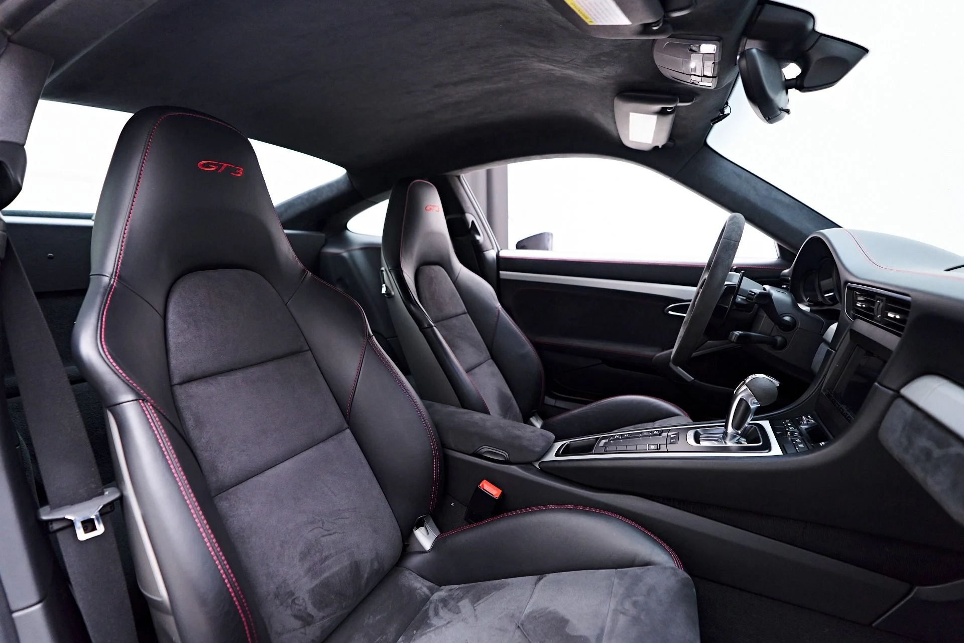 mph052_3221776021_Used_2014_Porsche_911_GT_3_1749519780_92a17a497d