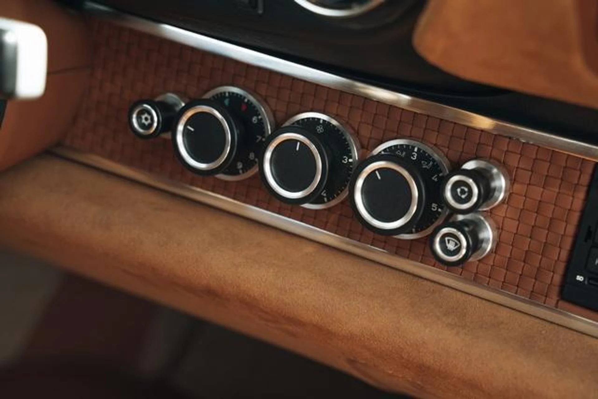 mph052_3225713007_Za_Xknt_Ialx6_Fa_L_Zm_P_Vw_MNZD_Ke5o_4f84dfdfac