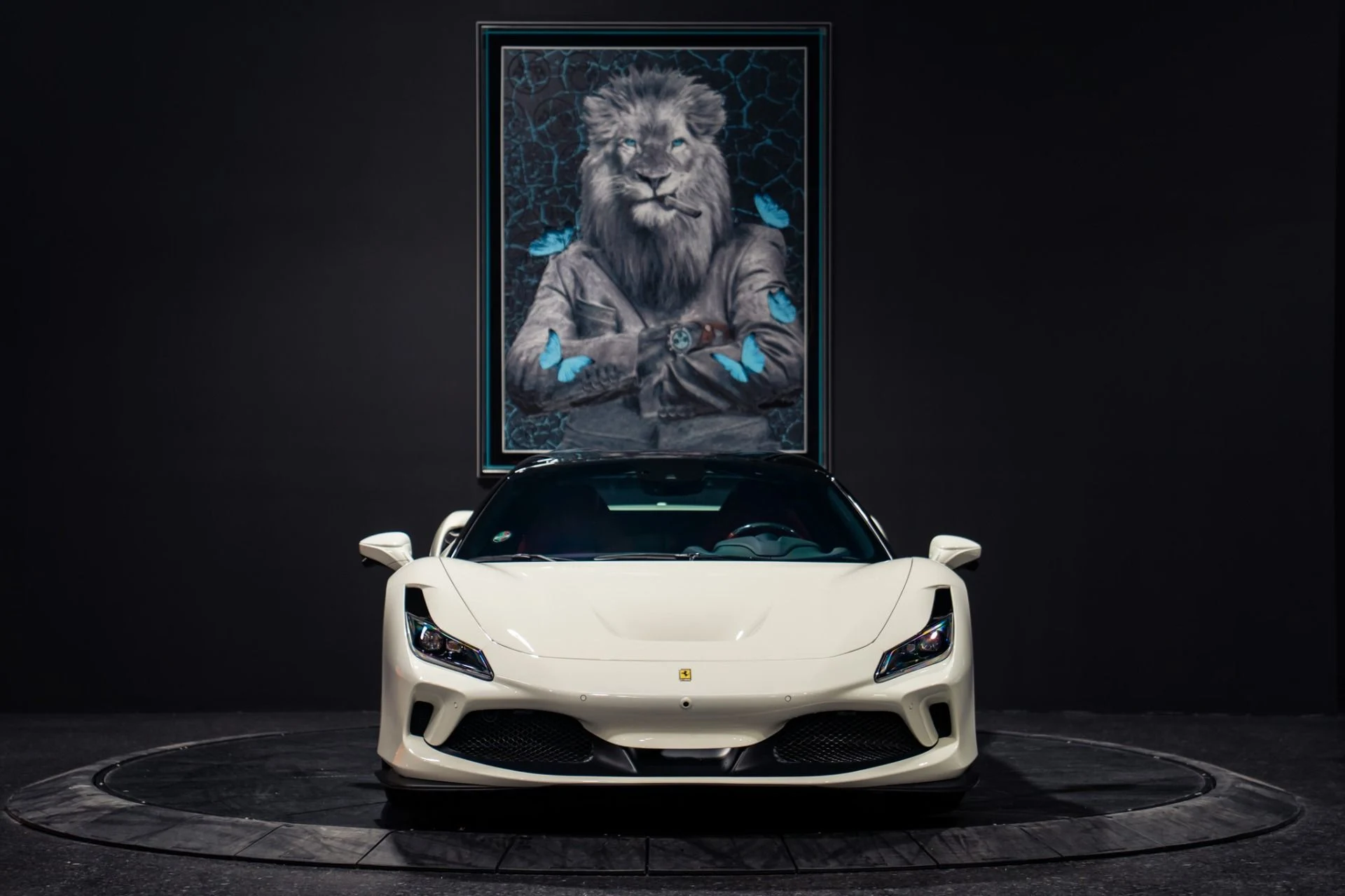 mph052_3226552543_Used_2023_Ferrari_F8_Spider_Passenger_Display_Front_Lift_1785938596_77c400c578
