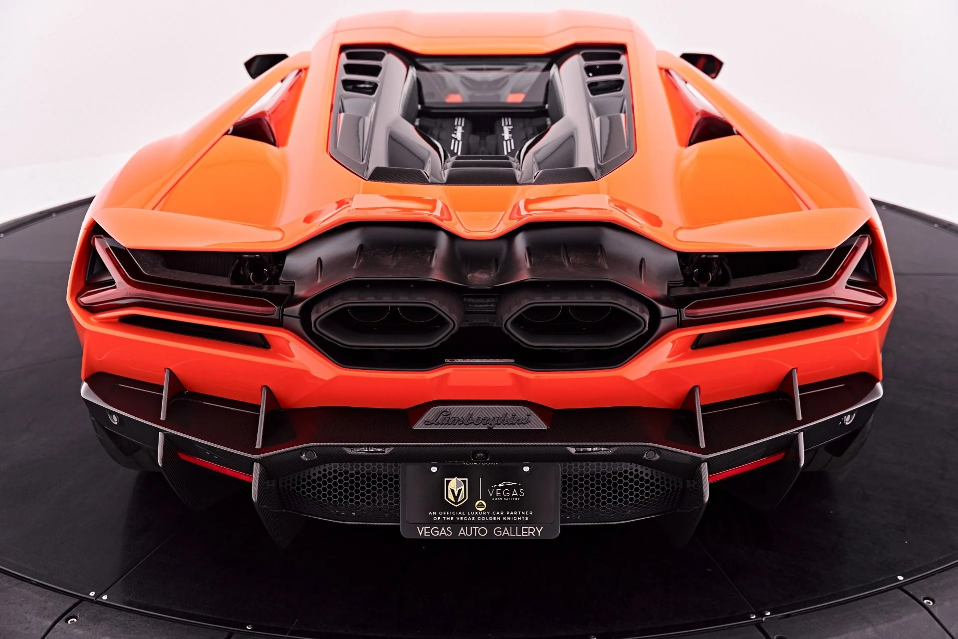 mph052_3251606786_Used_2024_Lamborghini_Revuelto_Base_1786150962_038fc96dca