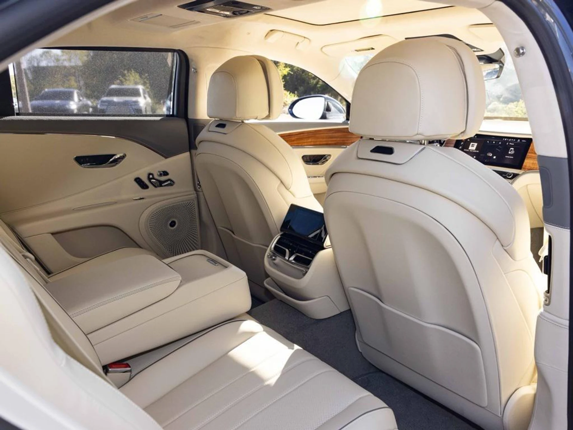 mph052_3258134557_471657911_690a42586f3f14244e02b1d2_82159422c6