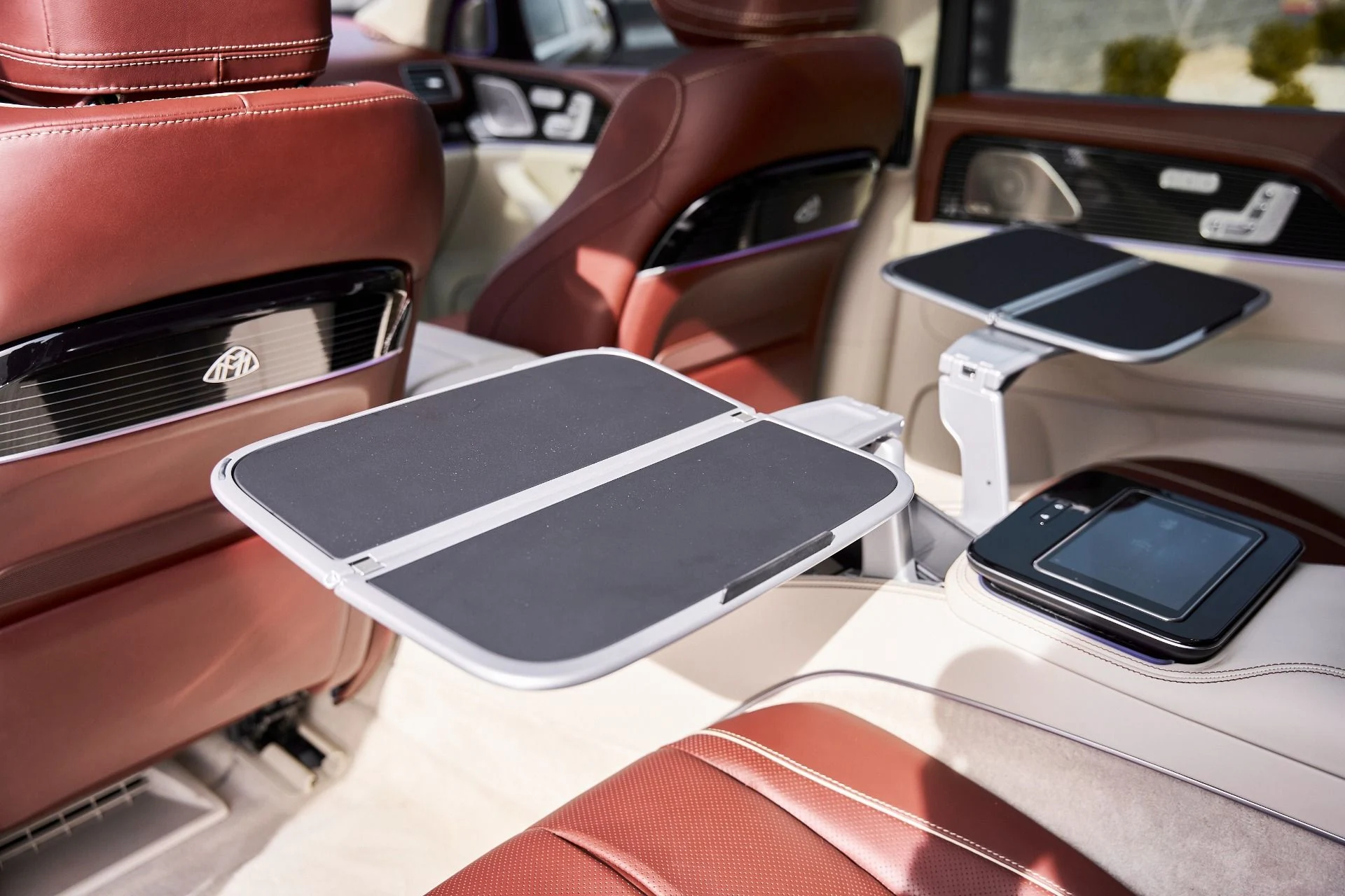 mph052_3299617398_Used_2022_Mercedes_Benz_GLS_Maybach_GLS_600_1769655659_17a602ae52