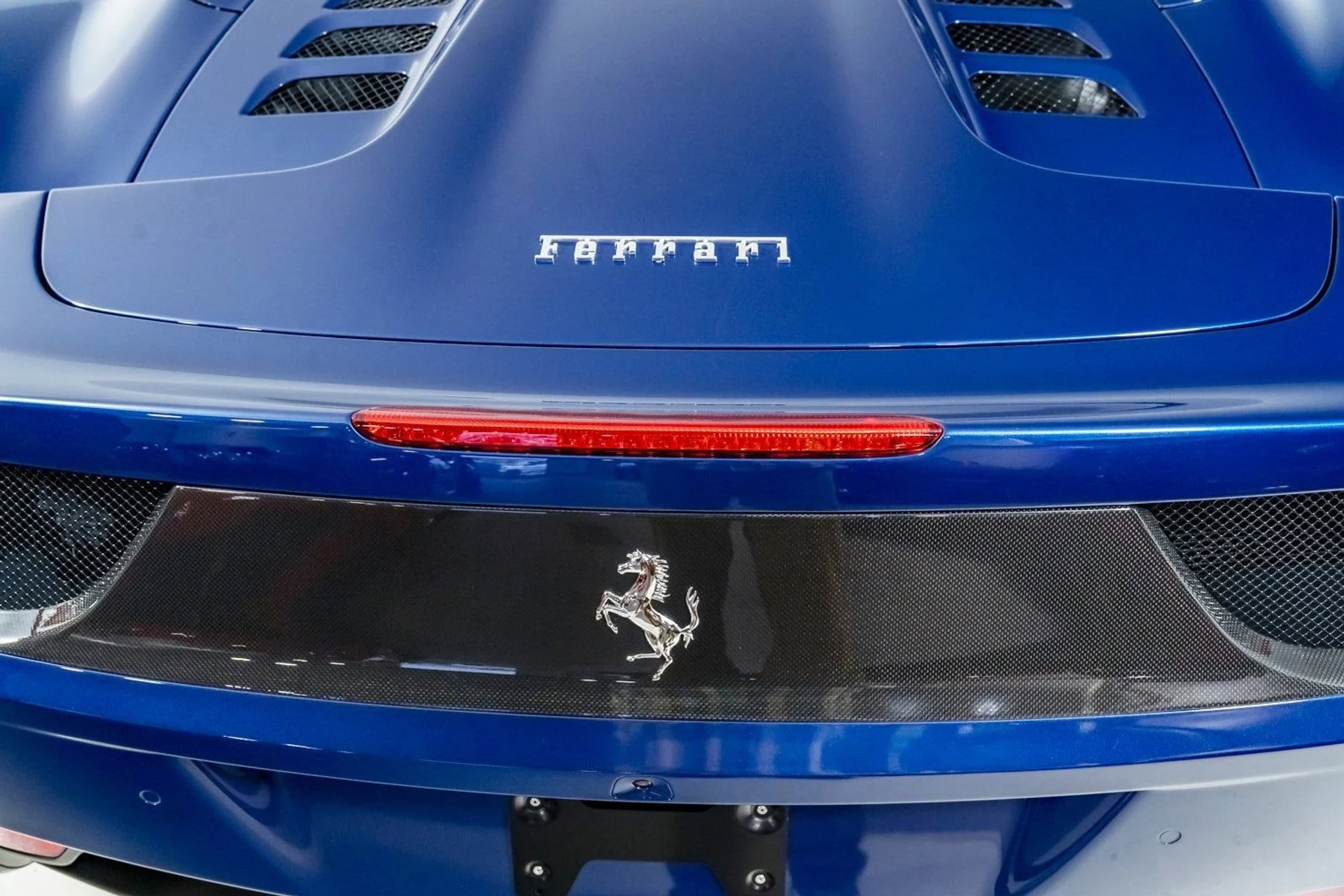 mph052_3309366021_cf779bca514c402496db9005fff9118b_307ebd6679