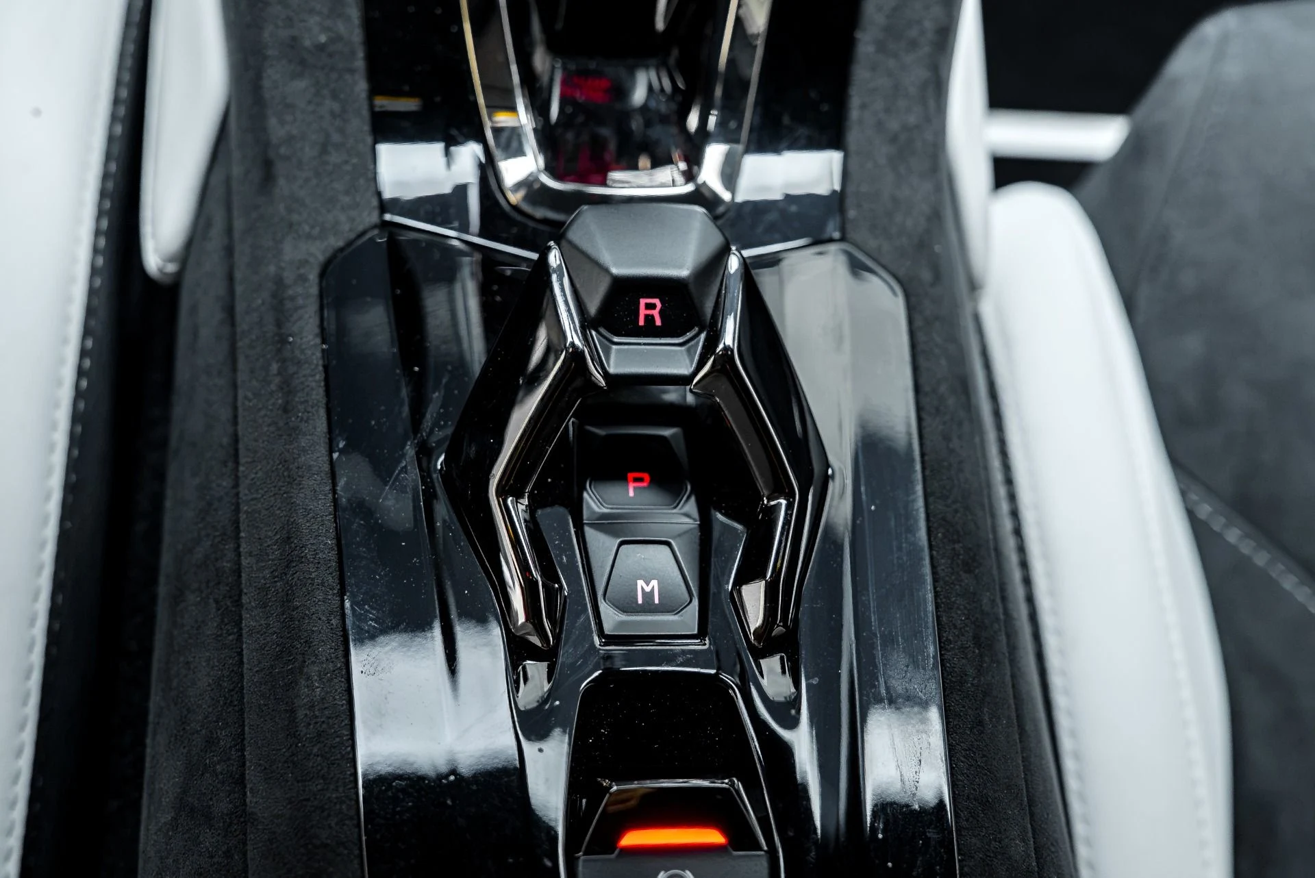 mph052_3318533406_Used_2023_Lamborghini_Huracan_Tecnica_1787597787_f2379da2cf