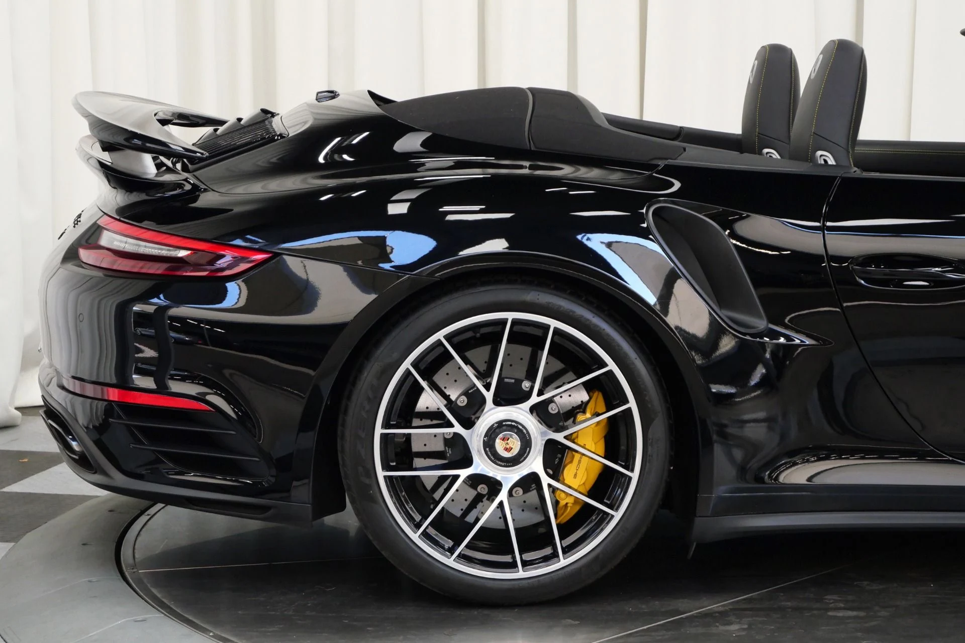 mph052_3325787659_Used_2019_Porsche_911_Turbo_S_Cabriolet_1756135575_9426e38cbf