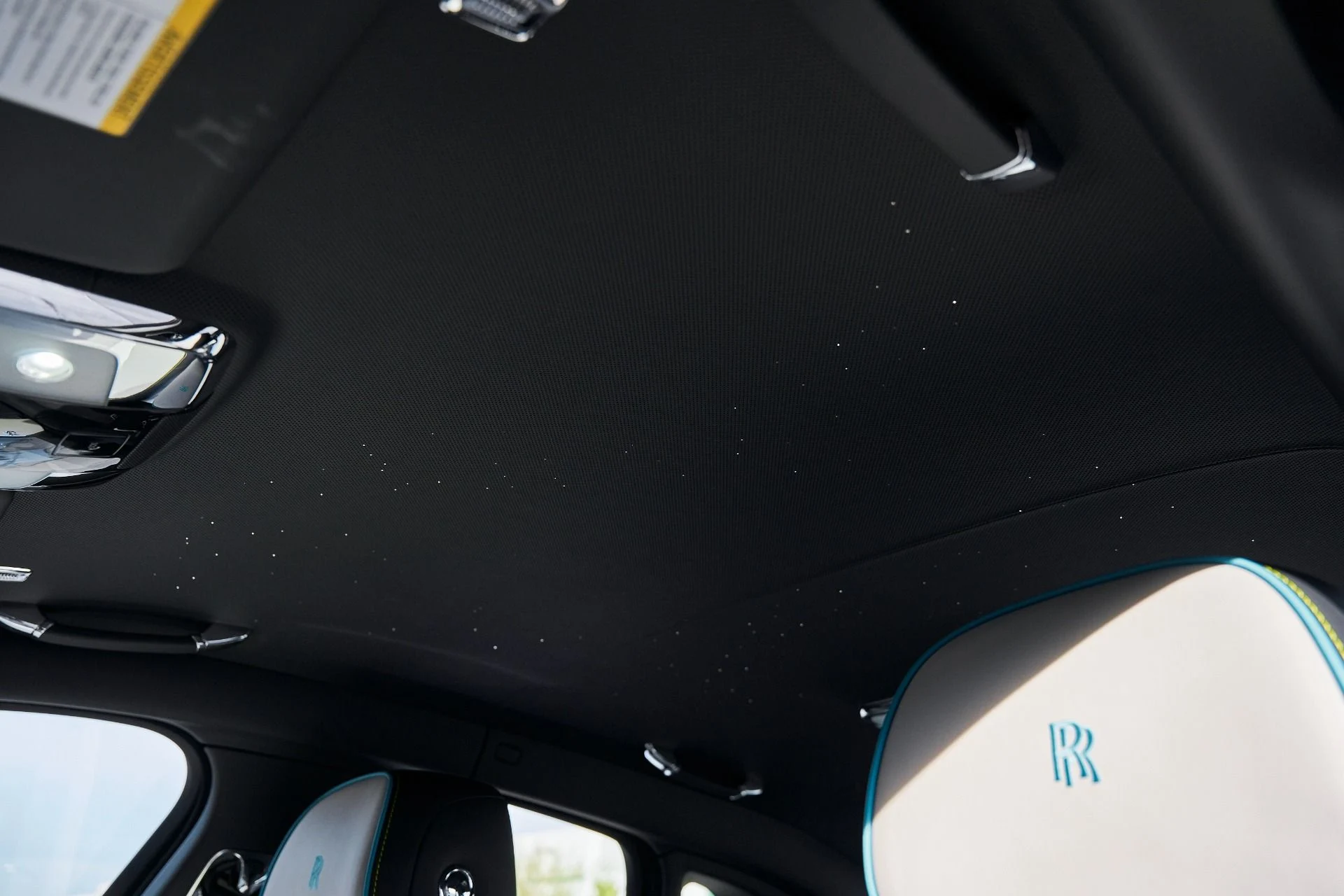 mph052_3339236325_Used_2025_Rolls_Royce_Ghost_Black_Badge_1769049548_74a084a930