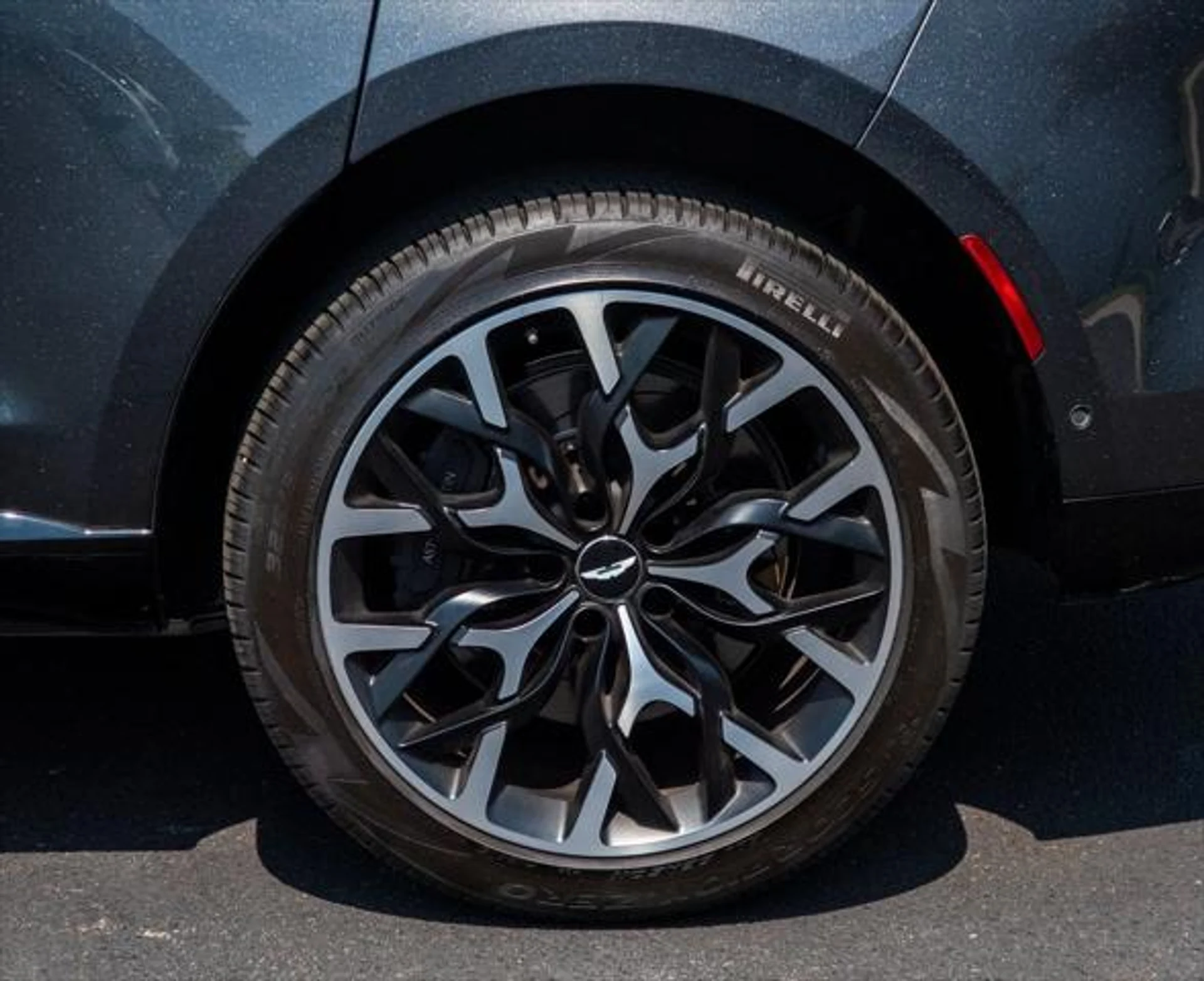 mph052_3350081949_198308011_62bbe0ee14573103c17ef9b1_9abf5402c7