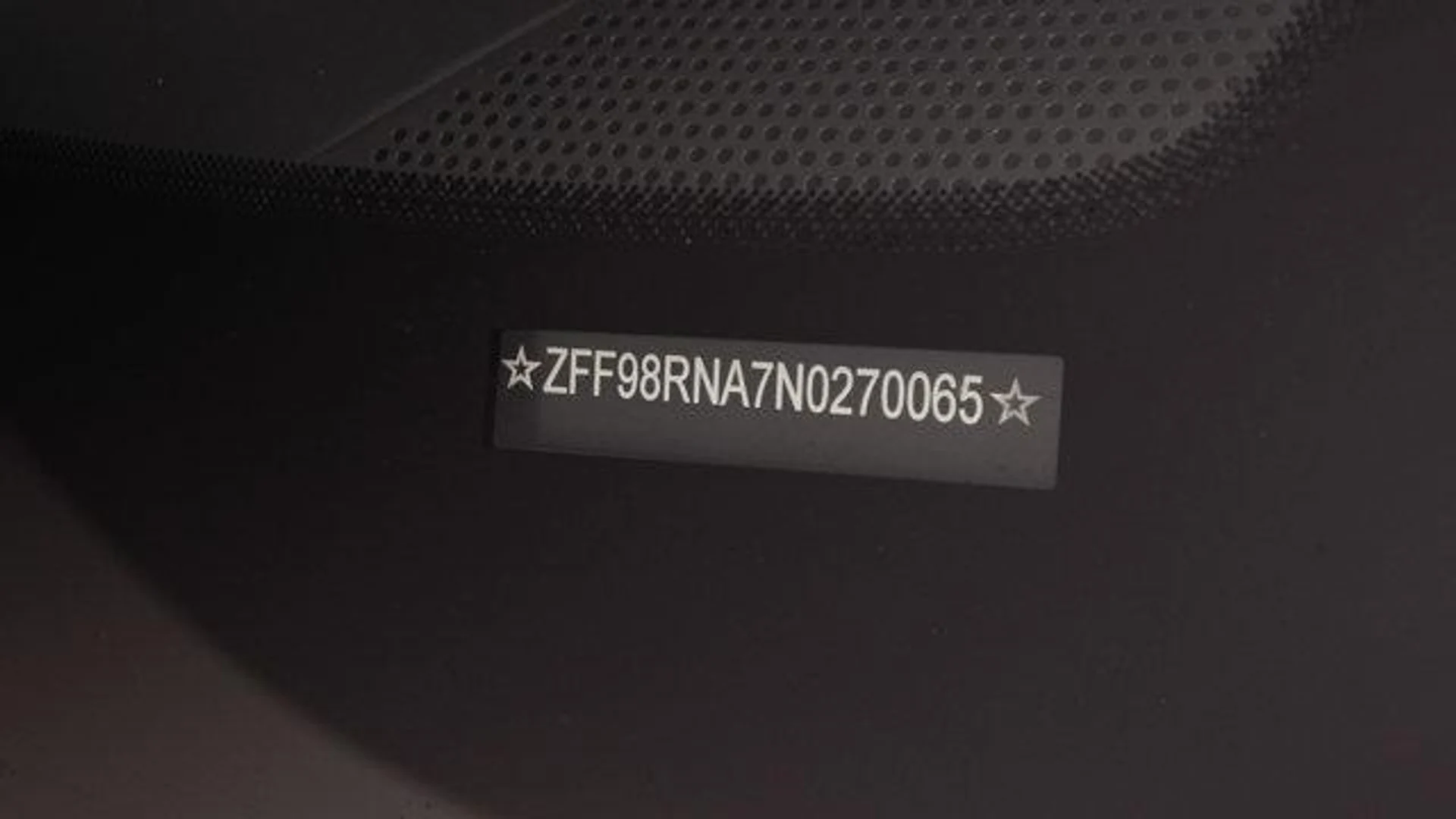 mph052_335068340_2f9a_Y_Cfj_Lbu_M40_Dmij_RBX_99_ZIY_2d9534089b