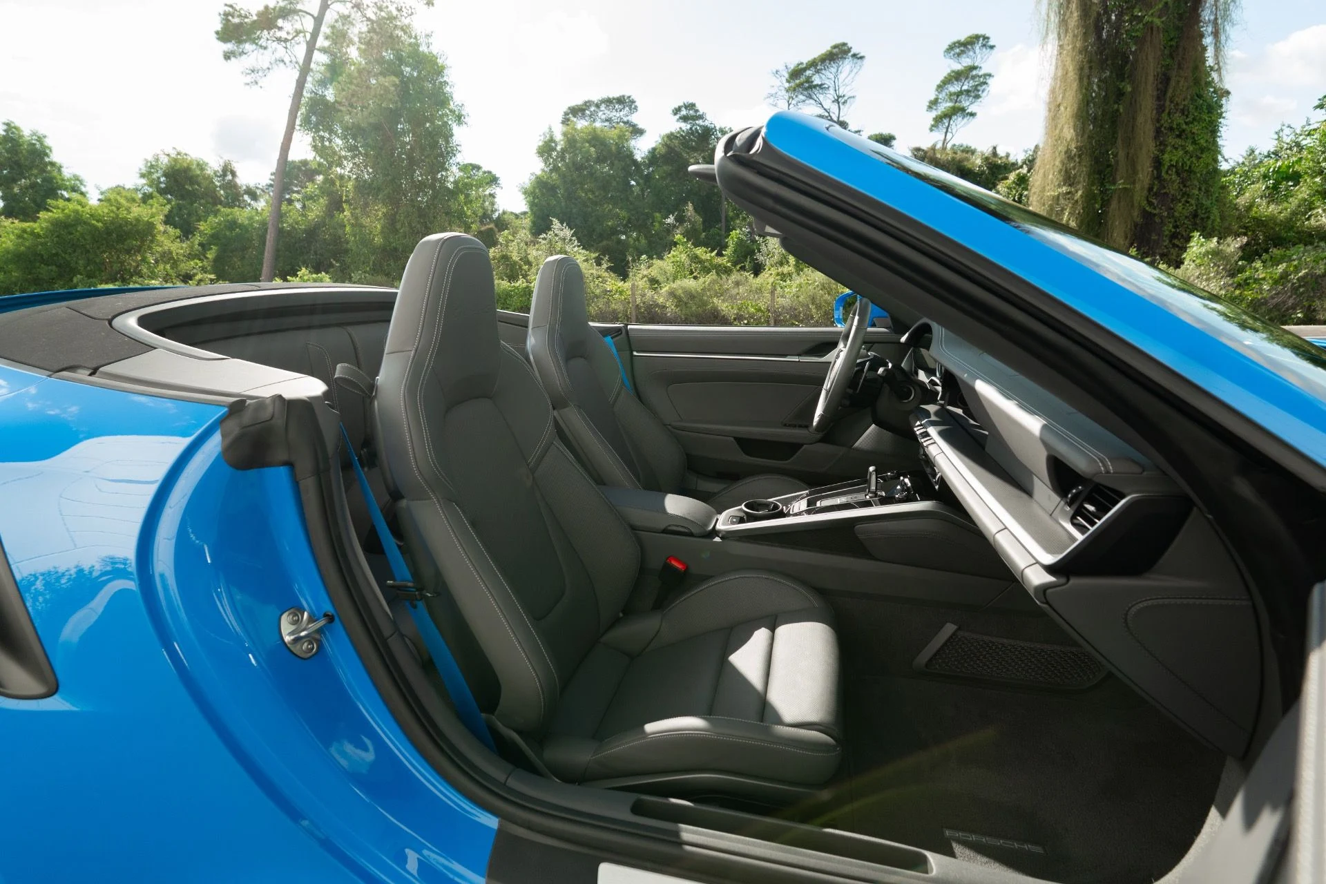 mph052_3351124406_Used_2023_Porsche_911_Turbo_S_1759285627_8966c15547