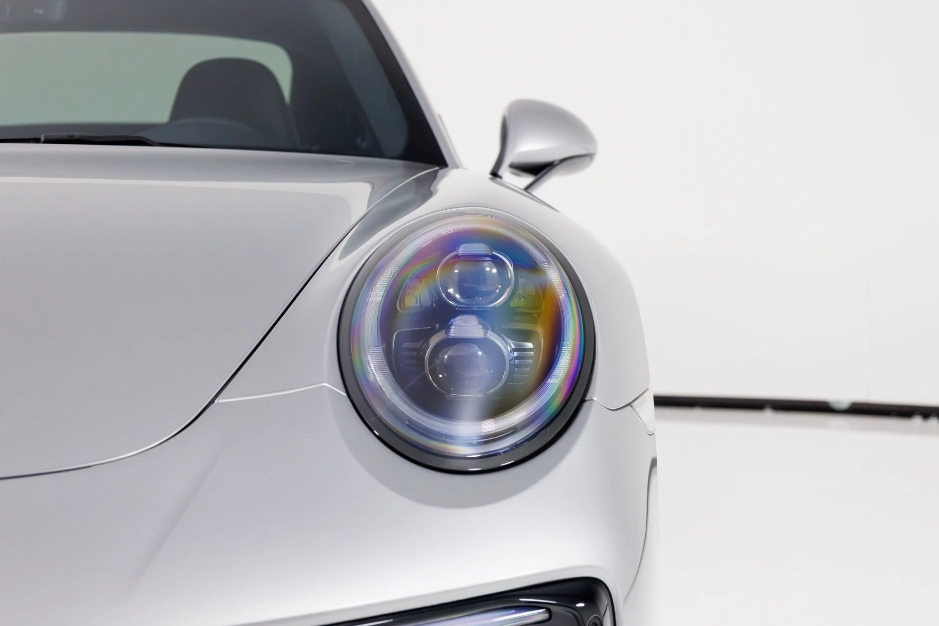 mph052_337302131_Used_2019_Porsche_911_Turbo_S_1770314079_6e13c0f461