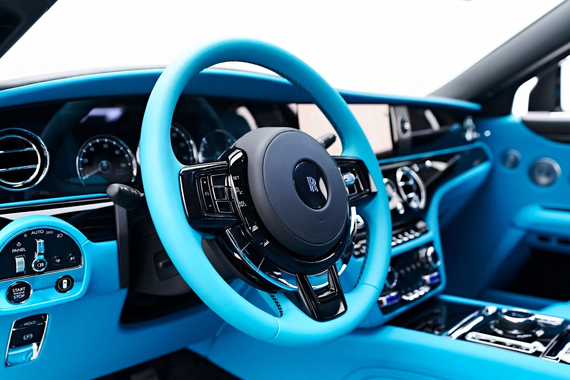 mph052_3379015441_Used_2024_Rolls_Royce_Ghost_Base_1755131984_e6db3e91cc