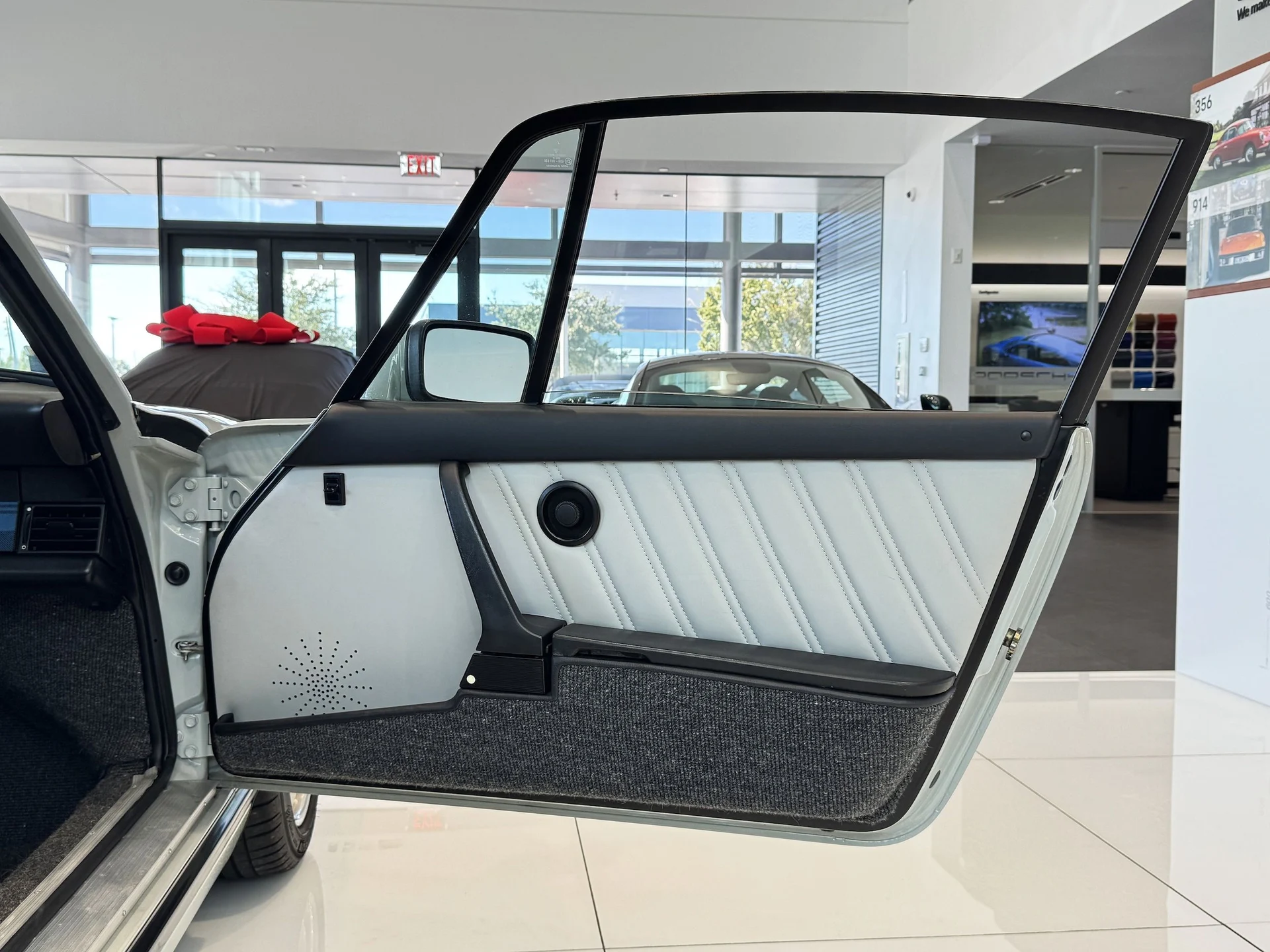 mph052_3410604067_dd671754ea178d217d73167ed17107dbx_63813e0983