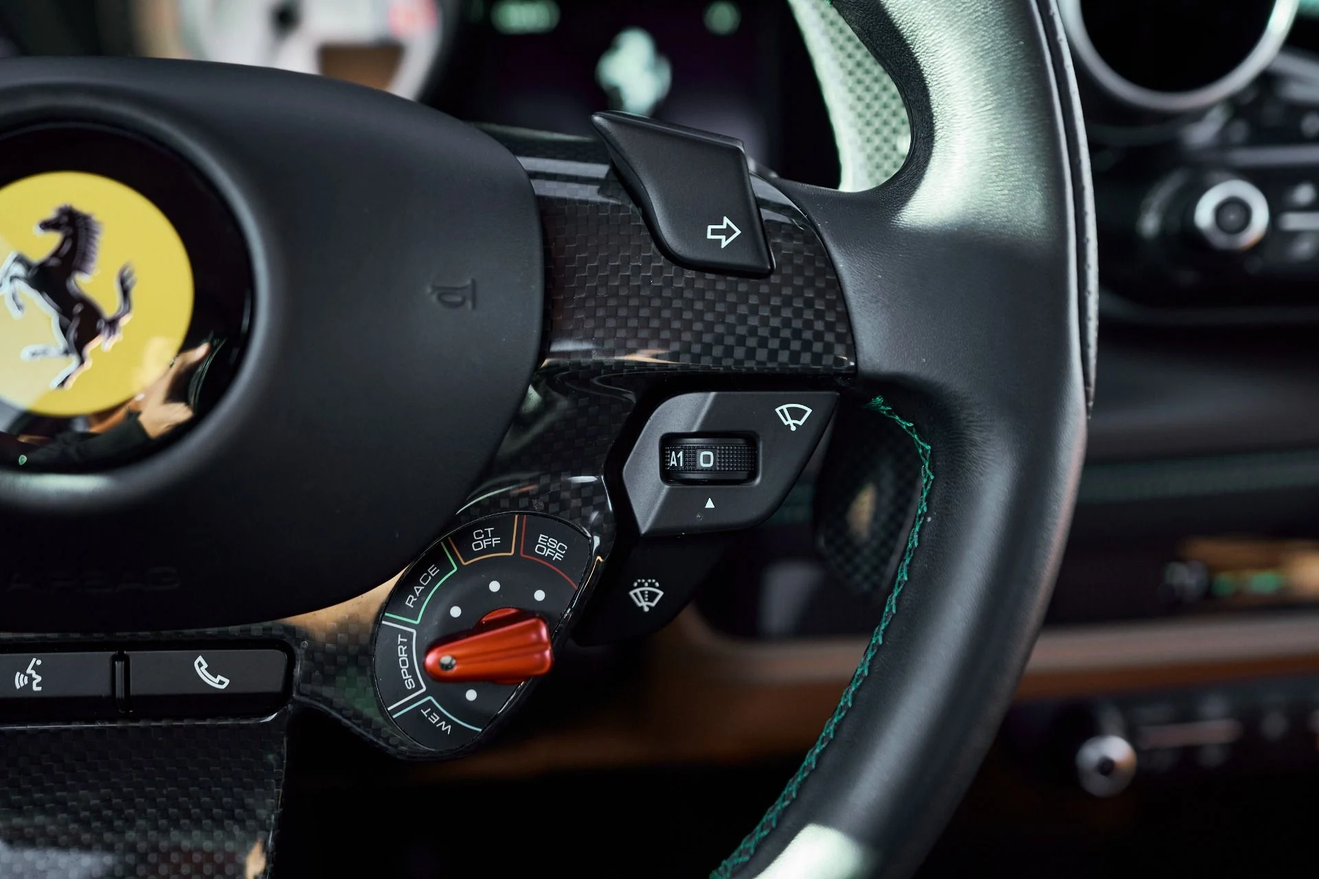 mph052_3432943766_Used_2022_Ferrari_F8_Tributo_Base_1765662111_4824d9d174