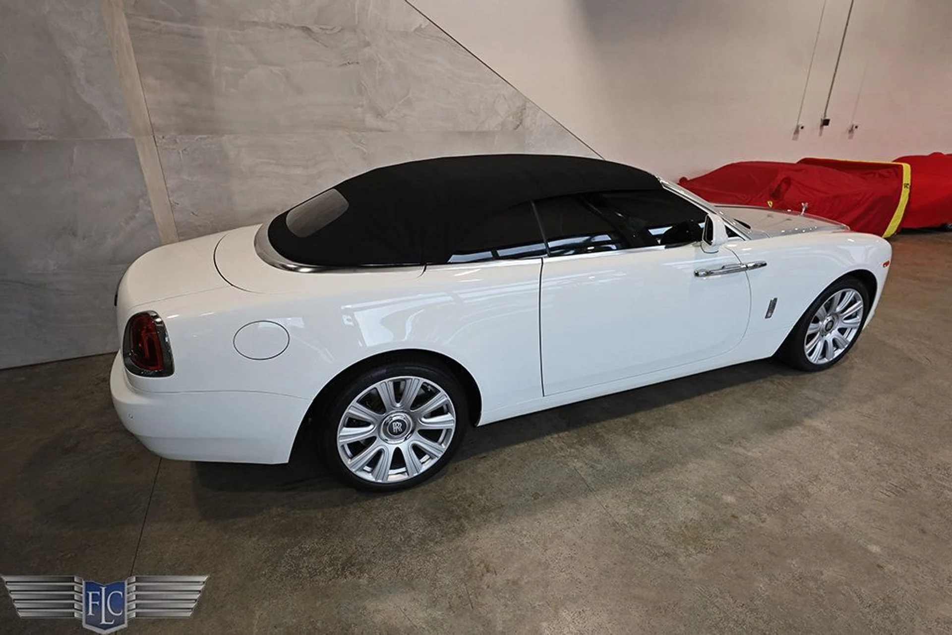 mph052_3434557234_used_2017_rolls_royce_dawn_convertible_9689_23039198_53_1024_740d5f19ed