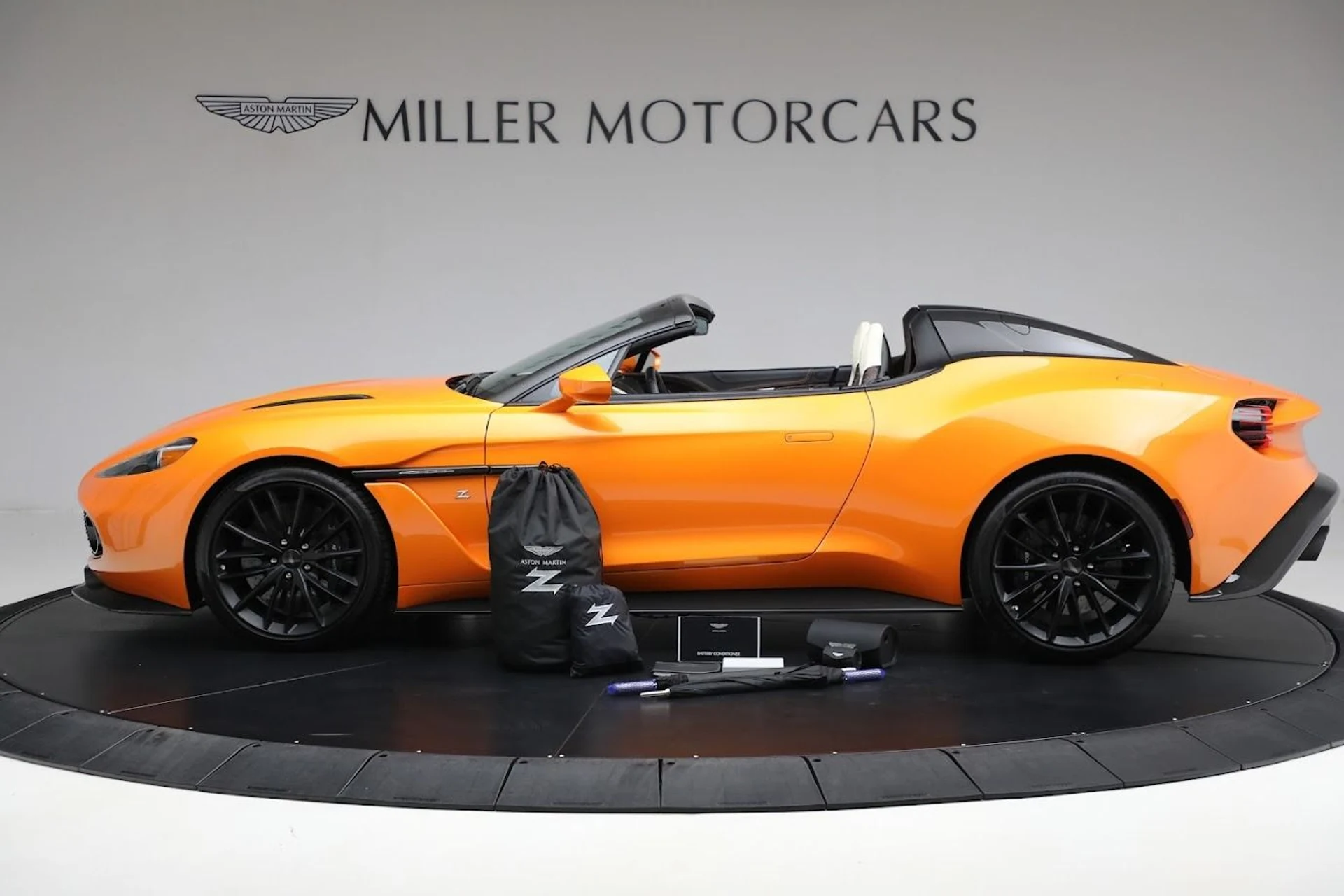 mph052_343948555_Used_2018_Aston_Martin_Vanquish_Zagato_Speedster_2c83875b7b