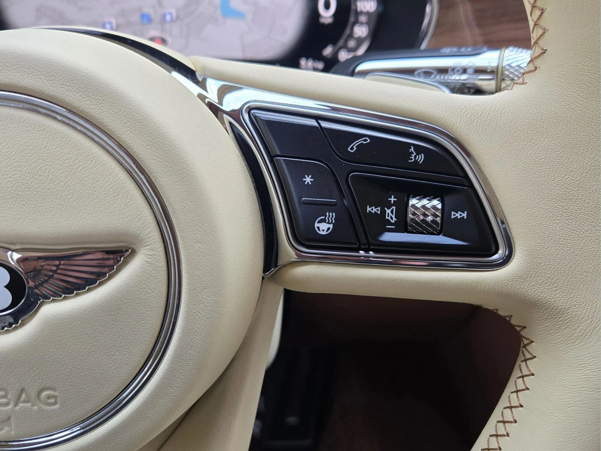 mph052_3445332401_c5f4633b3b59b8c764638ec7923e2a05x_79d748d767