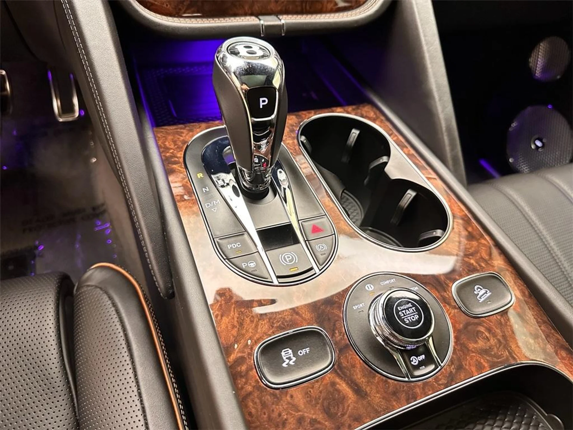 mph052_3450786369_Used_2021_Bentley_Bentayga_V8_1715724635_287d6bc413