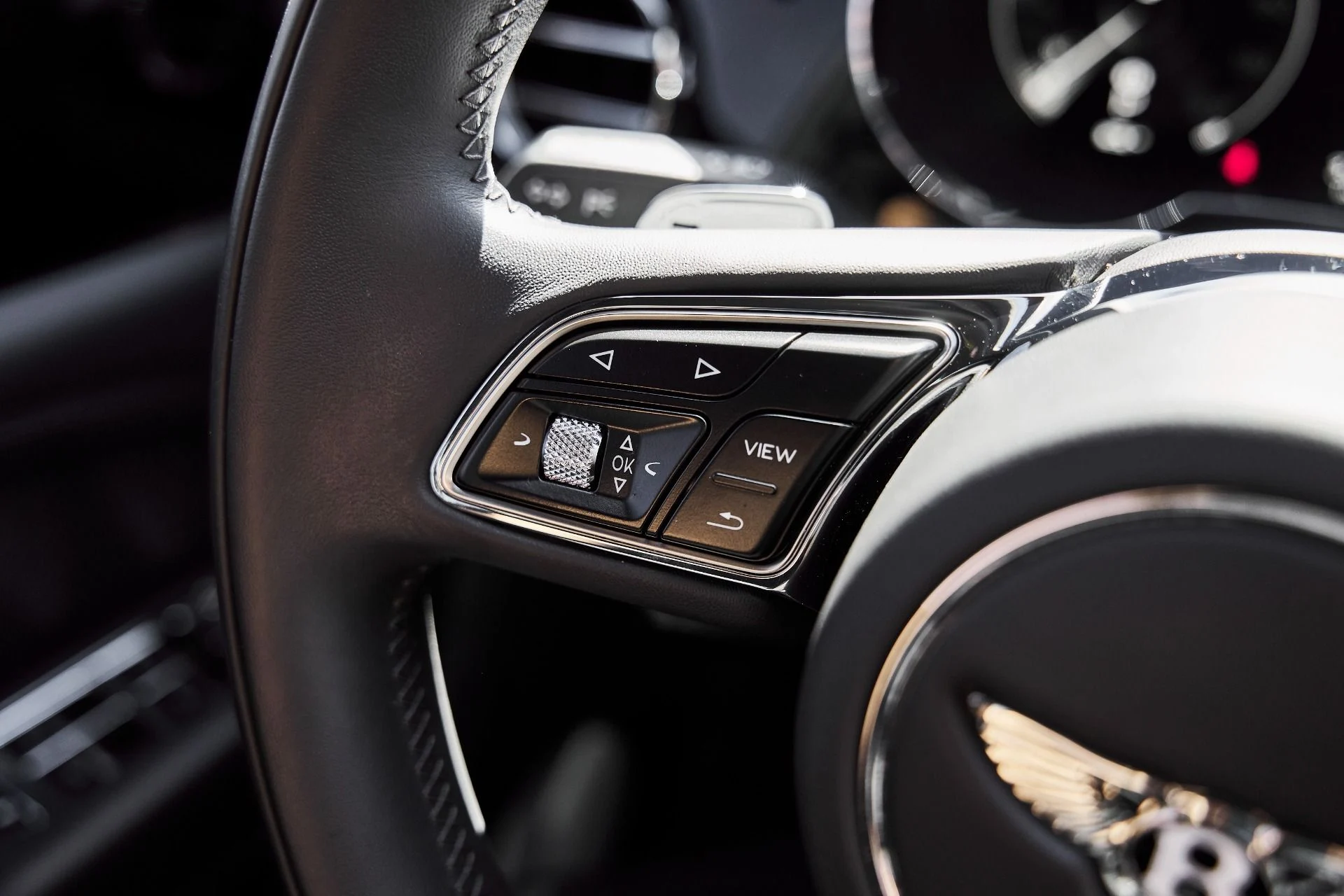 mph052_3498440057_Used_2022_Bentley_Bentayga_S_1781229481_b5386ffa2f
