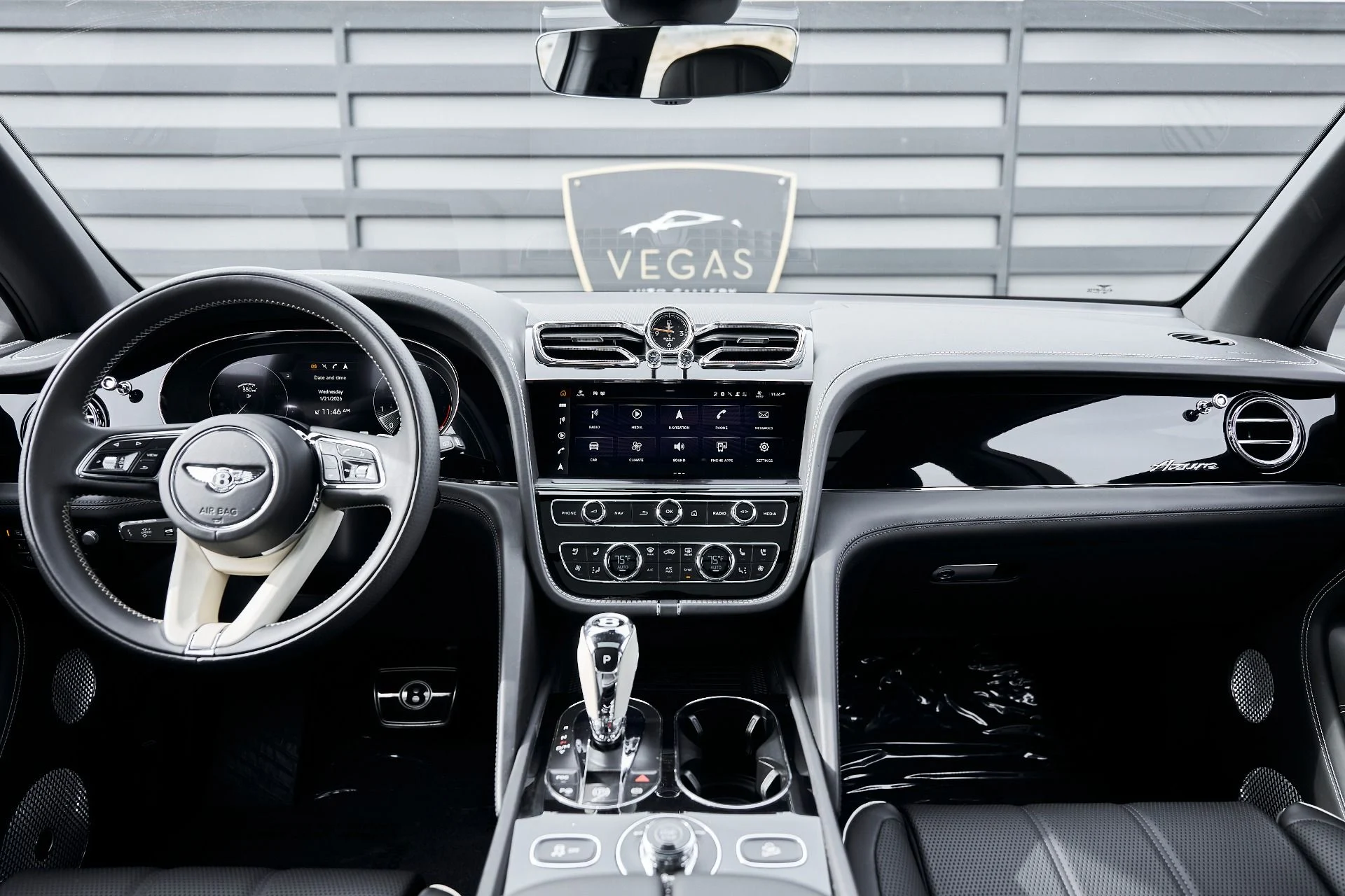 mph052_3511653548_Used_2023_Bentley_Bentayga_EWB_Azure_1769048686_abbf5e5fcb