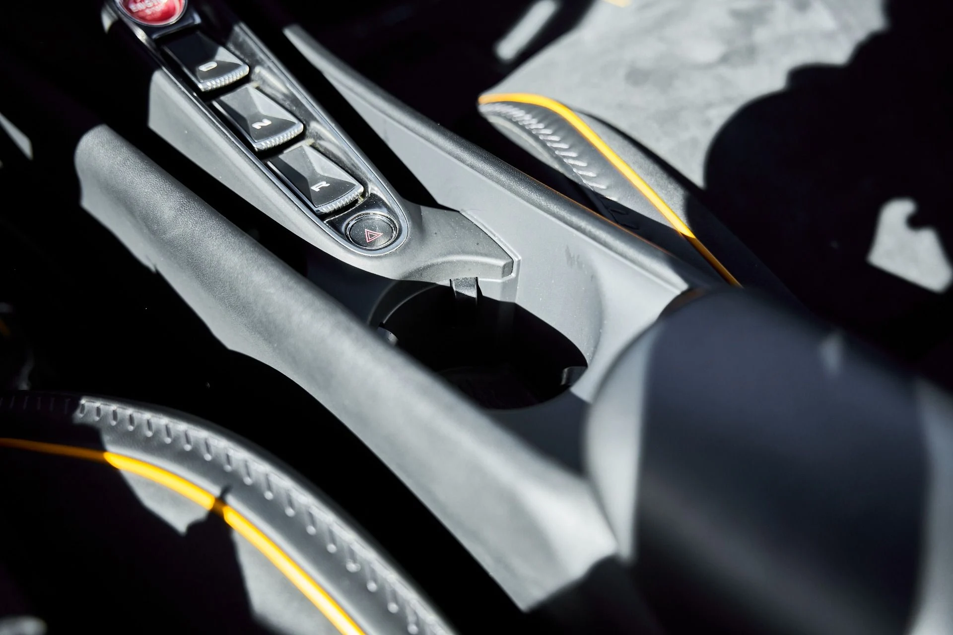 mph052_3516095964_Used_2023_Mc_Laren_Artura_1770256506_b109e7f726