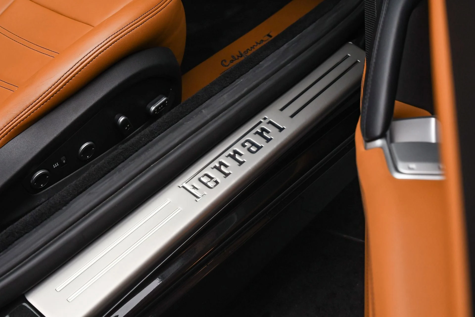 mph052_3518566949_c7165fdfeaea457db82bad343451e423_06f04f20c9